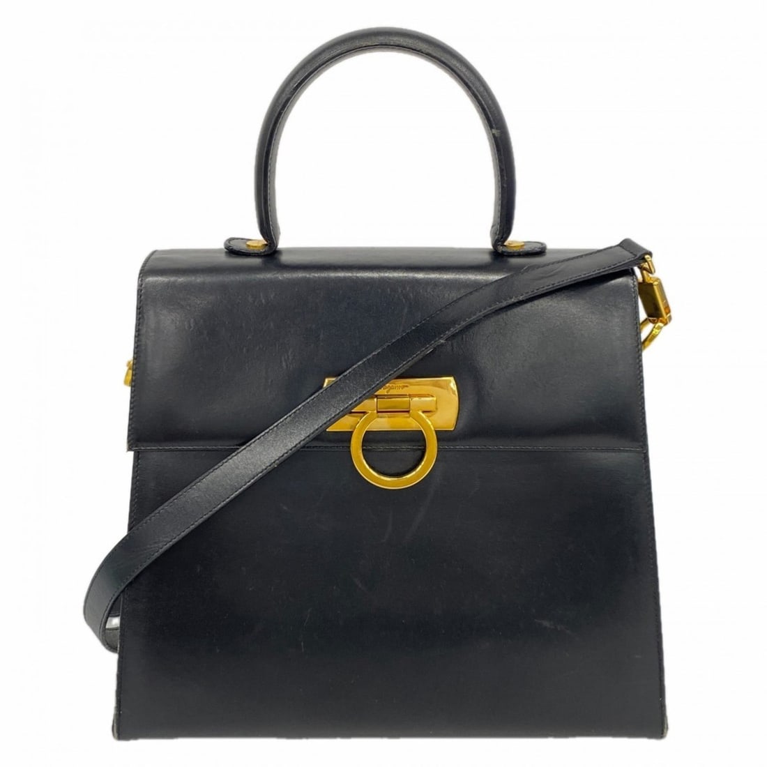 Salvatore Ferragamo Gancini Leather Handbag, Black, 2-Way Bag for Women: --- Catalog ---Category: SizeSize (HxWxD): 23cm x 27cm x 11cm / 9.05'' x 10.62'' x 4.33''Category: DesignType: HandbagColor: BlackGender: WomenMaterial: Leather Hardware Color: GoldCategory: GeneralBr