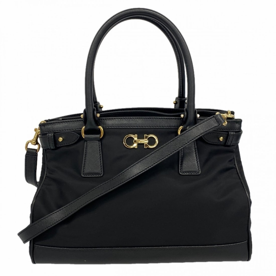 Salvatore Ferragamo Gancini Nylon Handbag, Black, 2-Way Bag for Women: --- Catalog ---Category: SizeSize (HxWxD): 23cm x 31cm x 15.5cm / 9.05'' x 12.2'' x 6.1''Category: DesignType: HandbagColor: BlackGender: WomenMaterial: Nylon Hardware Color: GoldCategory: GeneralBran