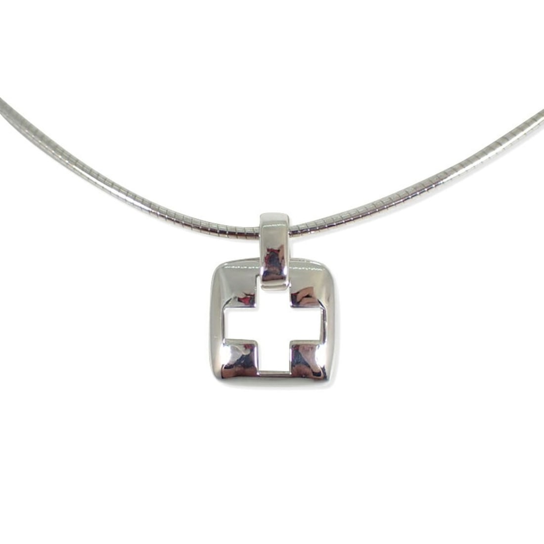 TIFFANY 925 Cross Pendant: --- Catalog ---Category: SizePendant Size: 15.2mm x 12.4mm / 0.59'' x 0.48''Neck Circumference: 40.5 cm / 15.94''Category: DesignGender: WomenMaterial: Sterling silver 925Pendant Type: PendantNecklace