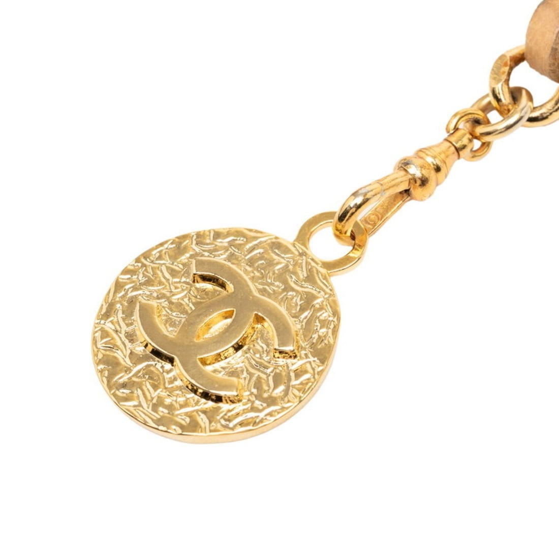 Chanel Coco Mark Chain Belt, Gold/Beige Plated Leather, Women's, CHANEL: --- Catalog ---Category: SizeLength: 94cm / 37''Category: DesignType: Chain beltColor: Beige, GoldGender: WomenMaterial (Strap): Leather Category: GeneralBrand: Chanel--- Item List ---Section: Conditi