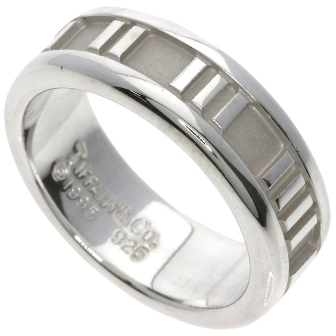 Tiffany & Co. Atlas ring, silver, for women.: --- Catalog ---Category: SizeWidth: 6.1mm / 0.24''Weight: 5.6g / 0.19oz.JP Size: 10US Size: 5.5Category: DesignType: Band ringGender: WomenMaterial: SilverCategory: GeneralLine: AtlasBrand: Tiffany---