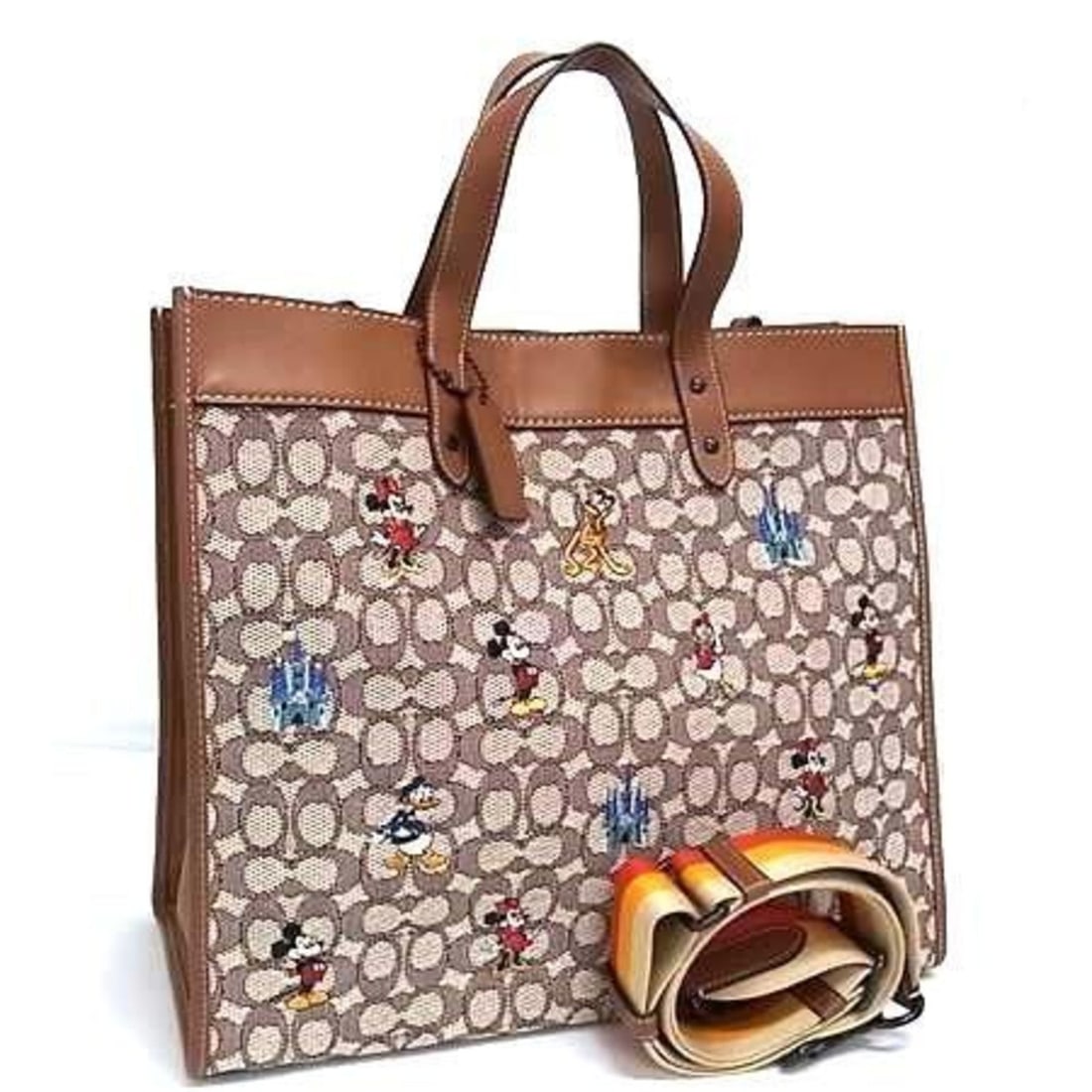 COACH Field Tote Bag, Size 40, Disney Collaboration, C8492, Ivory/Brown Canvas and Leather, Women's: --- Catalog ---Category: SizeSize (HxWxD): 34.5cm x 39.5cm x 15.5cm / 13.58'' x 15.55'' x 6.1''Category: DesignType: Handbag, Shoulder bag, Tote bagColor: Brown, IvoryGender: Men,WomenMaterial: Ivory