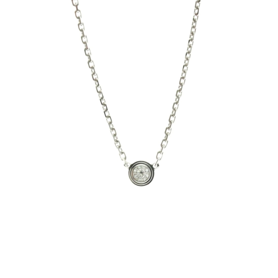 Cartier D'Amour Necklace XS White Gold (18K) Diamond Women,Men Fashion Pendant Necklace (Silver): --- Catalog ---Category: SizeWeight: 2.3g / 0.08oz.Pendant Size: 3.8mm x 3.8mm / 0.14'' x 0.14''Neck Circumference: 37.5 cm - 40.5 cm / 14.76'' - 15.94''Category: DesignColor: SilverMetal: White GoldS