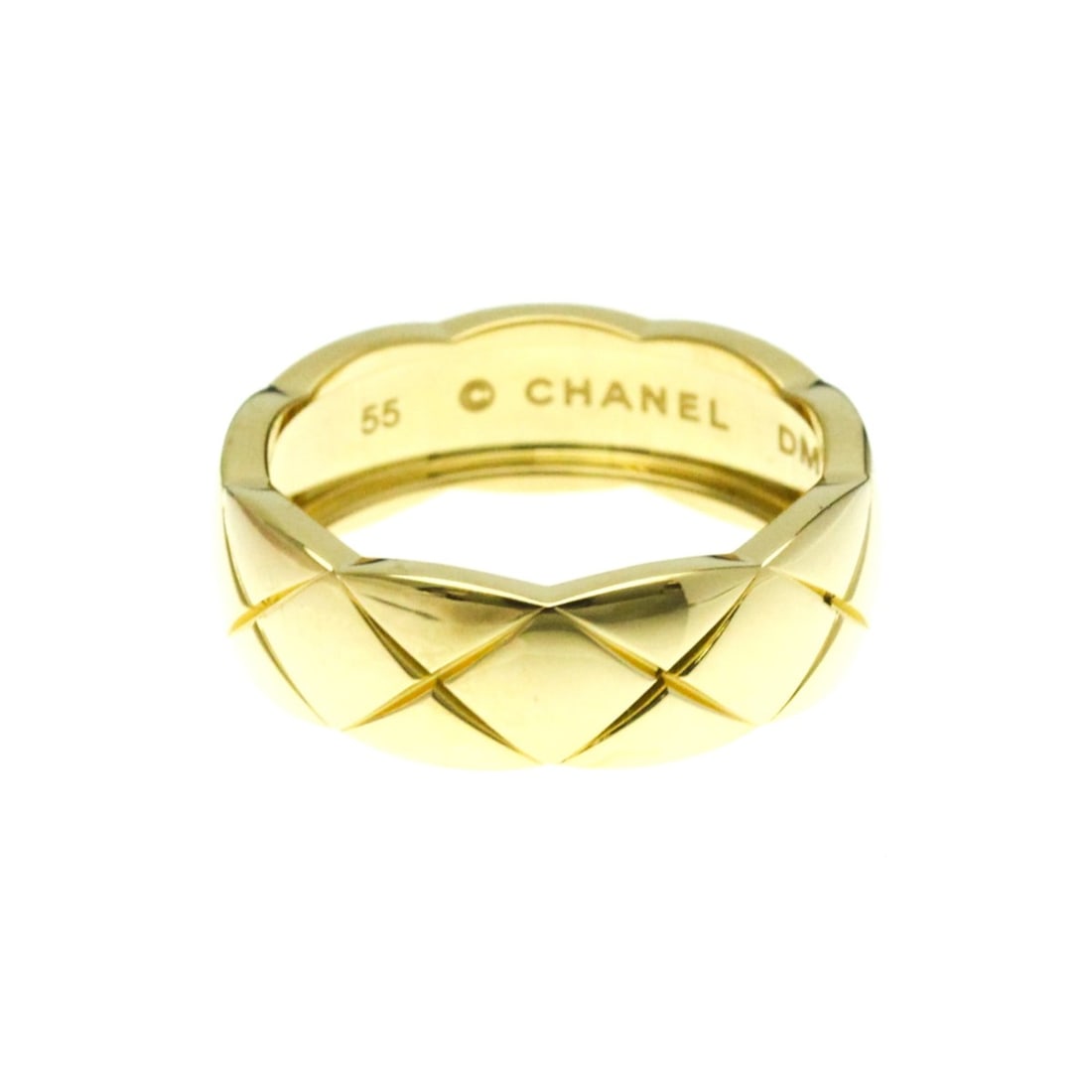 Chanel Coco Crush Ring Medium Model Yellow Gold (18K) Fashion No Stone Band Ring Gold: --- Catalog ---Category: SizeWidth: 6.7mm / 0.26''Weight: 6.6g / 0.23oz.JP Size: 15US Size: 7 1/4Brand Size: 55Category: DesignType: Band ringColor: GoldMetal: GoldStone: No StoneStyle: FashionGender: