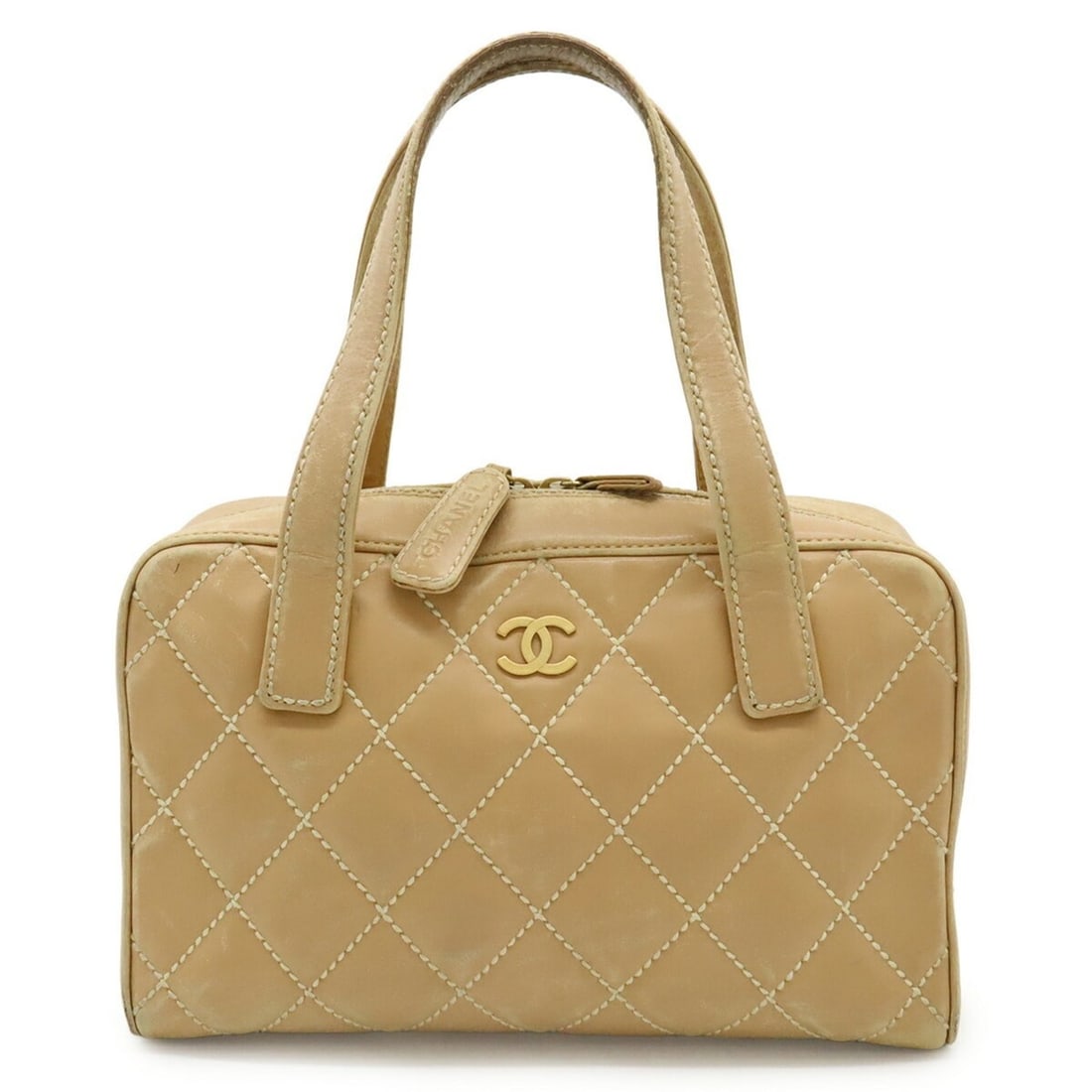 CHANEL Wild Stitch Coco Mark Handbag in Beige Leather: --- Catalog ---Category: SizeSize (HxWxD): 18cm x 29cm x 11cm / 7.08'' x 11.41'' x 4.33''Category: DesignType: Handbag, PouchColor: BeigeGender: WomenMaterial: Leather Category: GeneralBrand: ChanelCo