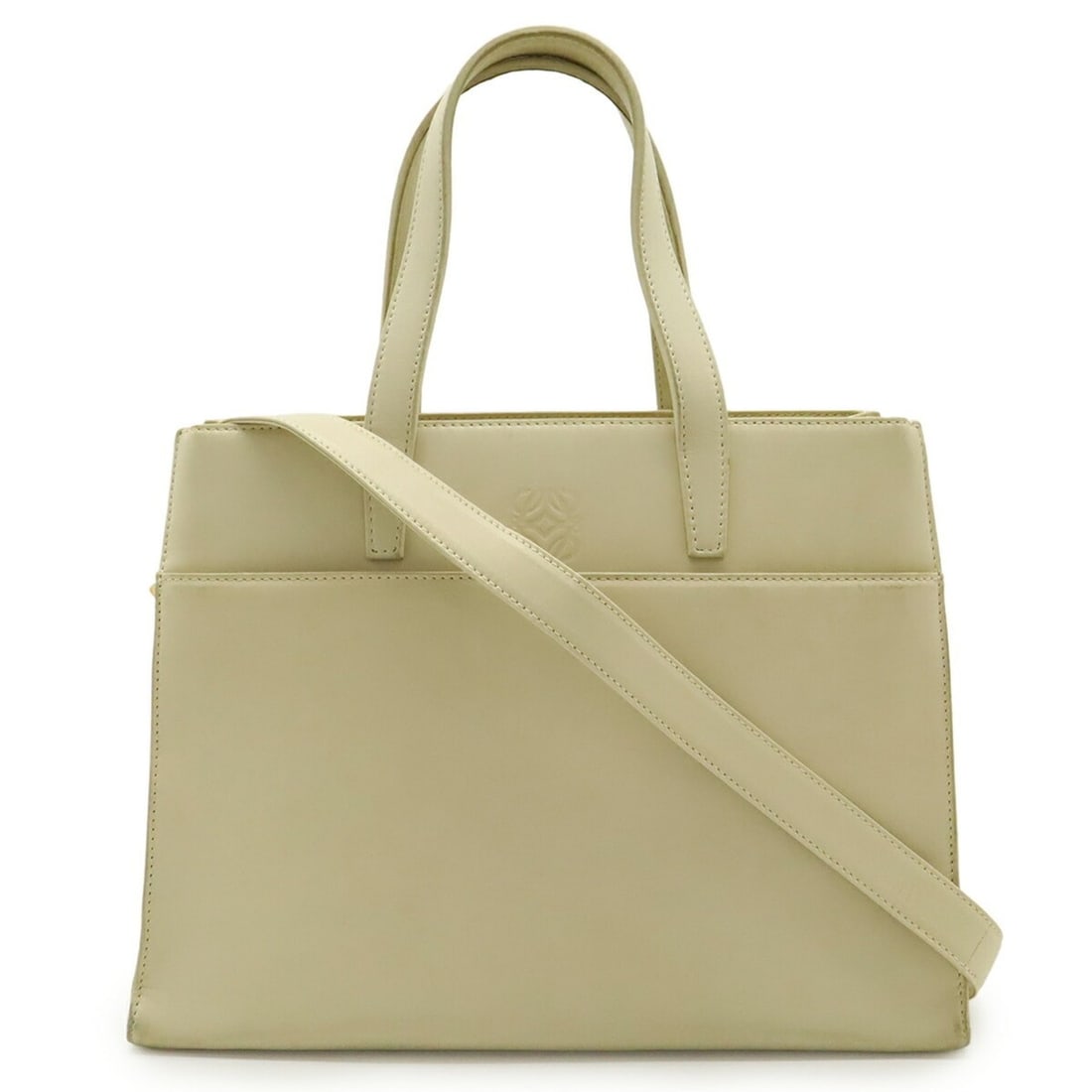 LOEWE Anagram Tote Bag, Handbag, Shoulder Leather, Cream: --- Catalog ---Category: SizeWeight: 470g / 1.03lb.Size (HxWxD): 23.5cm x 30cm x 12cm / 9.25'' x 11.81'' x 4.72''Strap Length: 90cm / 35.43''Category: DesignType: Handbag, Shoulder bag, Tote bagColor: