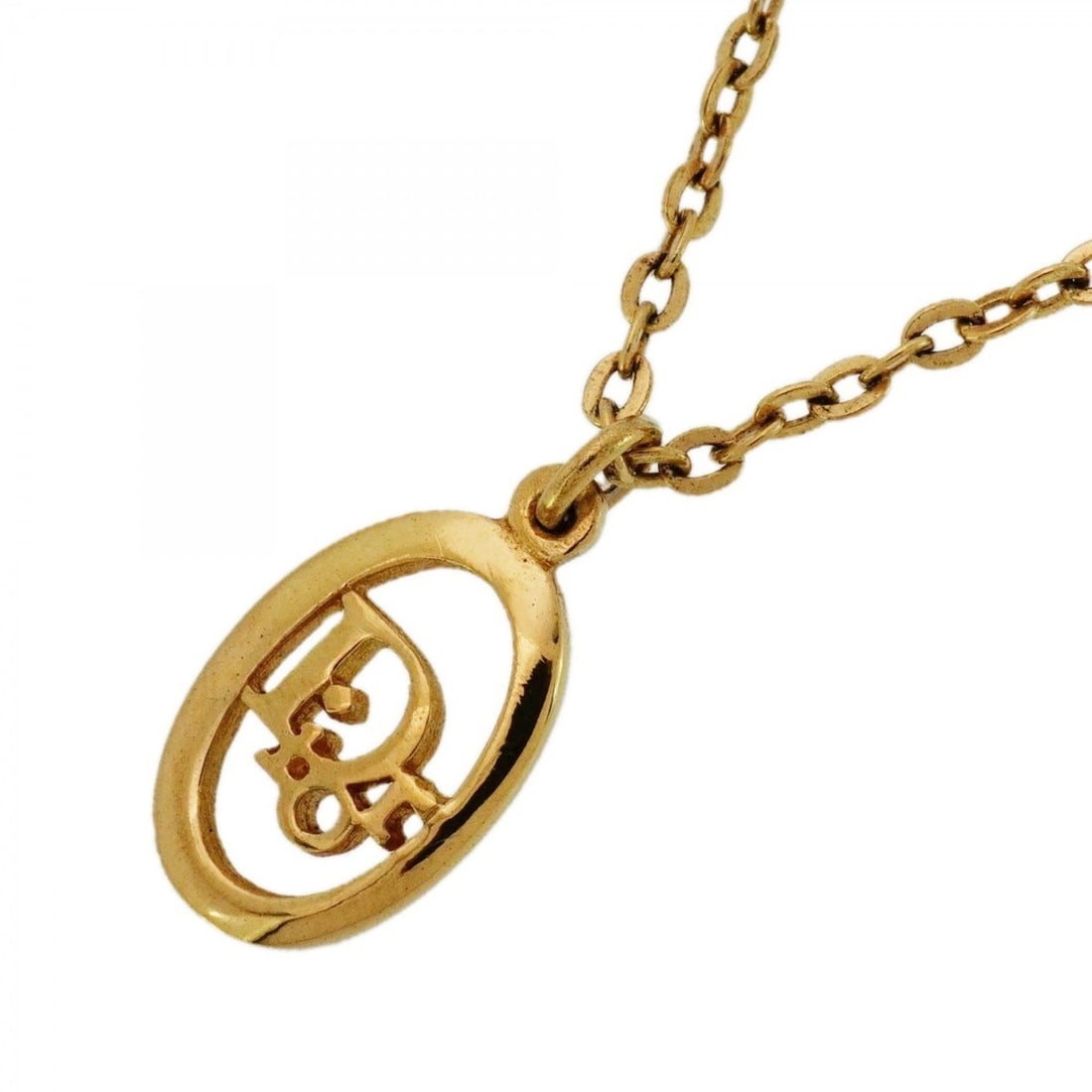 Christian Dior Oval Necklace in GP-Plated Gold for Women: --- Catalog ---Category: SizePendant Size: 22.2mm x 11.3mm / 0.87'' x 0.44''Neck Circumference: 38 cm - 43 cm / 14.96'' - 16.92''Category: DesignColor: GoldGender: WomenMaterial: Gold platingNecklace