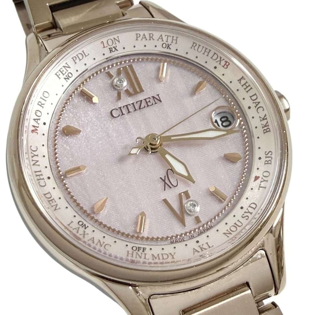 Citizen XC Happy Flight Esprique Solar Radio-Controlled Watch: --- Catalog ---Category: SizeWrist Size: 14.5cm / 5.7''Case Diameter: 28mm / 1.1''Category: DesignType: WristwatchGender: WomenColor (Dial): PinkMaterial (Band): TitaniumMaterial (Case): TitaniumCateg