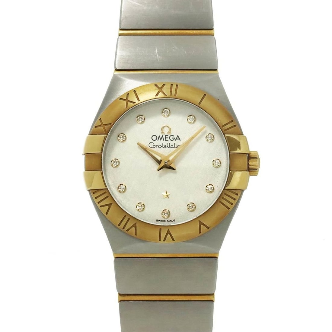 OMEGA Constellation 123 20 27 60 52 001 Women's Watch with 12 Diamonds, Silver and 18KYG Yellow Gold: --- Catalog ---Category: SizeWrist Size: 17cm / 6.69''Case Diameter: 27mm / 1.06''Category: DesignType: WristwatchGender: WomenColor (Dial): SilverMaterial (Band): Stainless steel, Yellow gold (18K)Ma