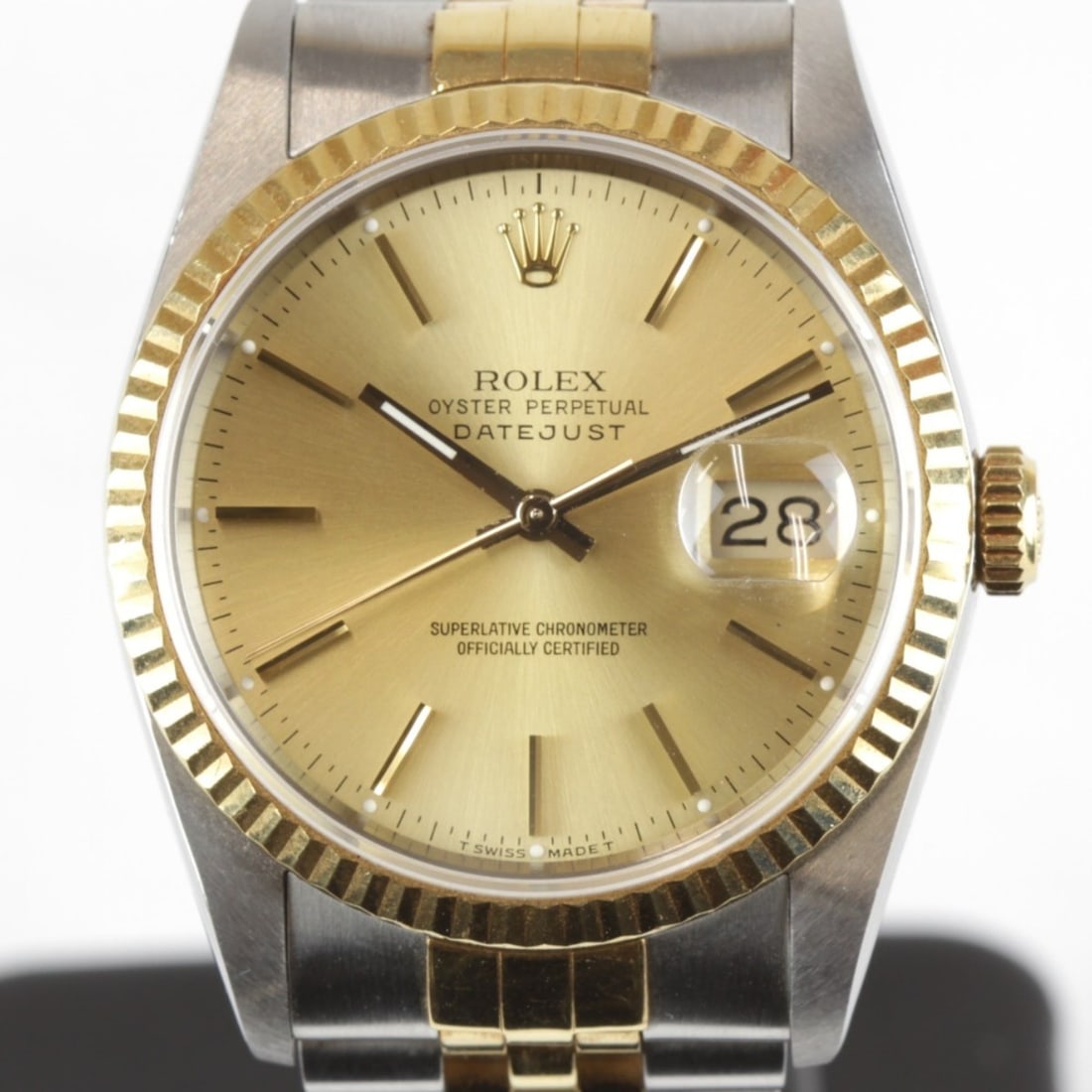 ROLEX Rolex 16223 Datejust Men's Stainless Steel Automatic Watch in Gold and Silver (1 of 19)