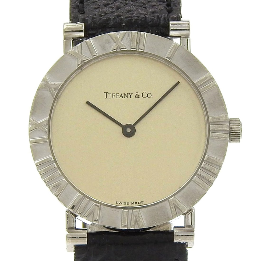 Tiffany & Co. Atlas Women's Watch, 925 Silver with Leather Strap, Quartz Movement, Analog Display,: --- Catalog ---Category: SizeWrist Size: 15cm - 19cm / 5.9'' - 7.48''Case Diameter: 31mm / 1.22''Category: DesignType: WristwatchGender: WomenColor (Dial): IvoryMaterial (Band): LeatherMaterial (Case)