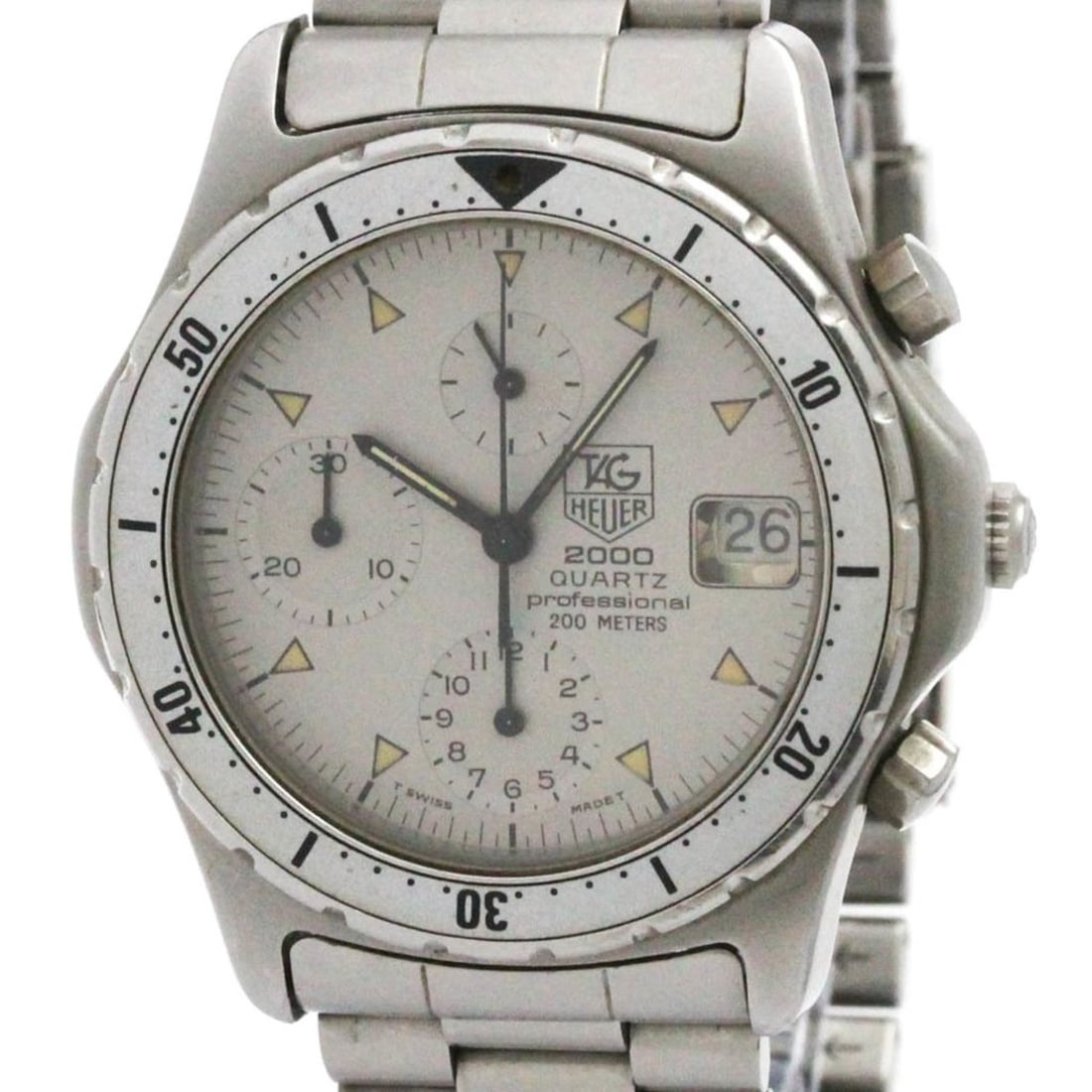 TAG HEUER Chronograph Quartz Stainless Steel Mens Watch 272.006: --- Catalog ---Category: SizeCase Diameter: 40mm / 1.57''Category: DesignType: WristwatchStyle: SportGender: MenColor (Dial): SilverMaterial (Band): Stainless steelMaterial (Case): Stainless steelCate