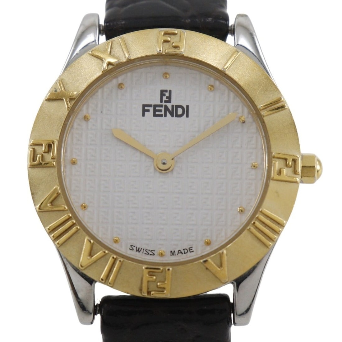 Fendi FENDI Watch 2000L Gold Plated x Stainless Steel Quartz Analog Display White Dial Women's: --- Catalog ---Category: SizeWeight: 25g / 0.88oz.Band Width: 12mm / 0.47''Wrist Size: 13.5cm - 17cm / 5.31'' - 6.69''Case Diameter: 26mm / 1.02''Case Thickness: 7mm / 0.28''Category: DesignType: Wris