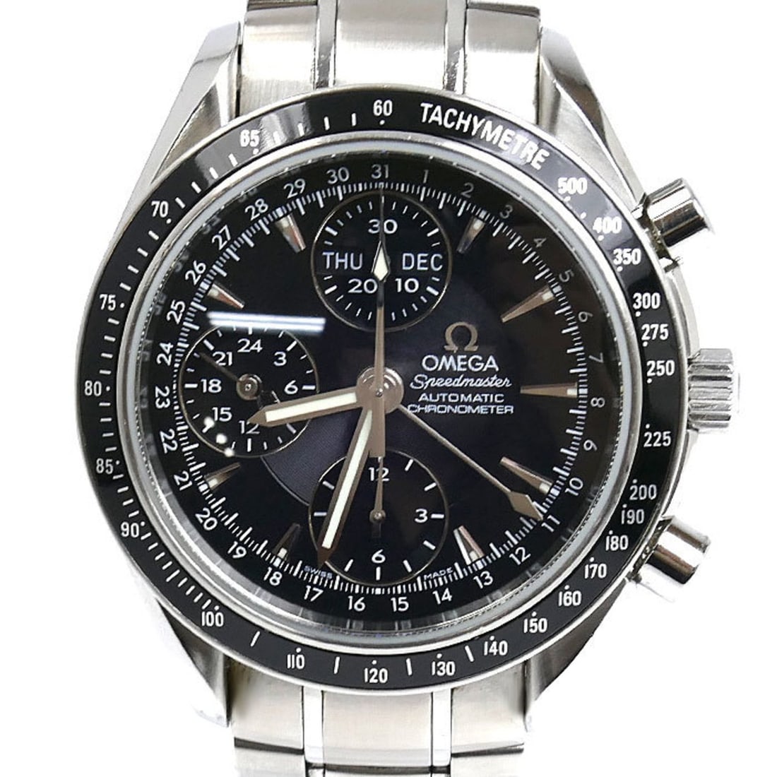 OMEGA Speedmaster Triple Calendar Automatic Watch 3220.50 DAY-DATE Men's: --- Catalog ---Category: SizeWrist Size: 18cm / 7.08''Case Diameter: 40mm / 1.57''Category: DesignType: WristwatchGender: MenColor (Dial): BlackCrystal Type: Sapphire glassMaterial (Band): Stainless s