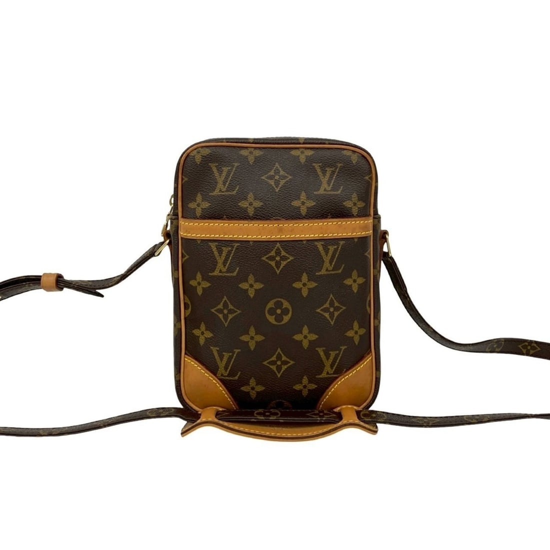 LOUIS VUITTON Vintage Danube Monogram Leather Shoulder Bag/Pochette Brown 16574: --- Catalog ---Category: SizeSize (HxWxD): 21cm x 15cm x 4.5cm / 8.26'' x 5.9'' x 1.77''Category: DesignType: Pochette, Shoulder bagColor: BrownGender: WomenMaterial: PVC , Leather Category: GeneralBr