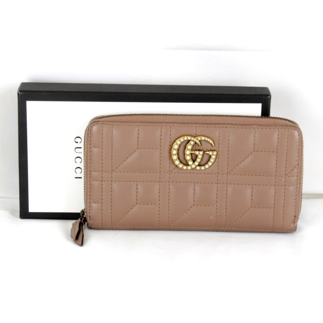 GUCCI GG Marmont Round Zip Long Wallet, Brown Leather, Women's, 443123/0959: --- Catalog ---Category: SizeSize (HxWxD): 10cm x 18cm x 2cm / 3.93'' x 7.08'' x 0.78''Category: DesignType: Long wallet (bi-fold)Color: BrownGender: WomenMaterial: Leather Category: GeneralMPN: 44312