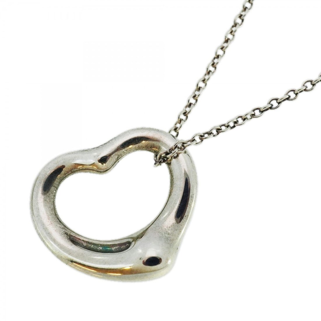 Tiffany Heart Necklace in Silver 925 for Women: --- Catalog ---Category: SizePendant Size: 14.2mm x 15.9mm / 0.55'' x 0.62''Neck Circumference: 40 cm / 15.74''Category: DesignGender: WomenMaterial: Silver 925Necklace Type: NecklaceCategory: General