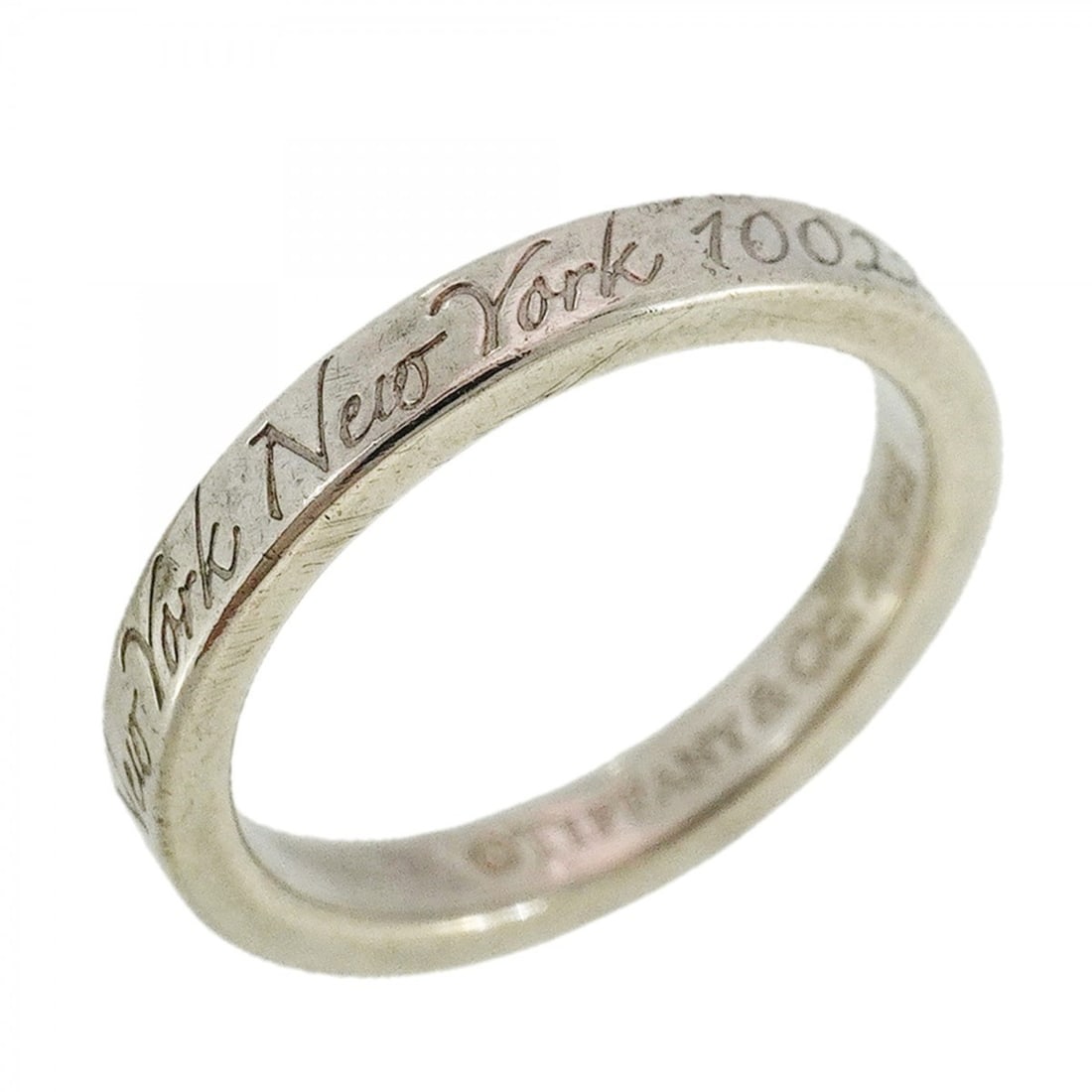 Tiffany Ring Notes Silver 925 Size 8.5 Women's: --- Catalog ---Category: SizeJP Size: 8.5US Size: 4.5Category: DesignType: Band ringGender: WomenMaterial: Silver 925Category: GeneralBrand: Tiffany--- Item List ---Section: ConditionRanking: Rank AB