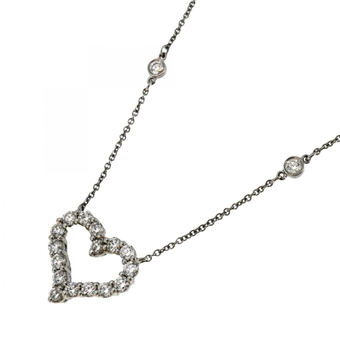 Tiffany Necklace Sentimental Heart Station Pt950 Platinum Diamond Women's: --- Catalog ---Category: SizeNeck Circumference: 41 cm / 16.14''Category: DesignStone: DiamondGender: WomenMaterial: Platinum 950Necklace Type: NecklaceCategory: GeneralBrand: Tiffany--- Item List