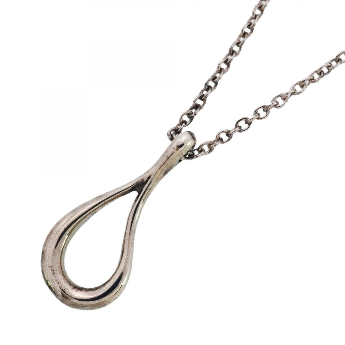 Tiffany Teardrop Necklace in Silver 925 for Women: --- Catalog ---Category: SizePendant Size: 16.6mm x 7.5mm / 0.65'' x 0.29''Neck Circumference: 40.5 cm / 15.94''Category: DesignGender: WomenMaterial: Silver 925Necklace Type: NecklaceCategory: Genera