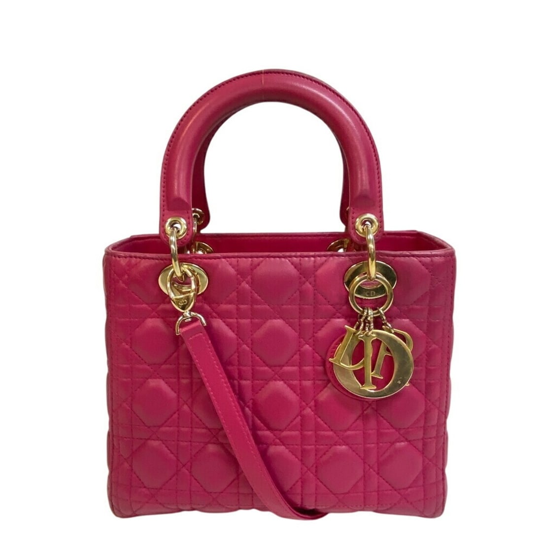 Christian Dior Lady Cannage handbag, pink, for women: --- Catalog ---Category: SizeSize (HxWxD): 19.5cm x 25cm x 9cm / 7.67'' x 9.84'' x 3.54''Strap Length: 82.5cm / 32.48''Handle Length: 10cm / 3.93''Category: DesignType: HandbagColor: PinkGender: Women