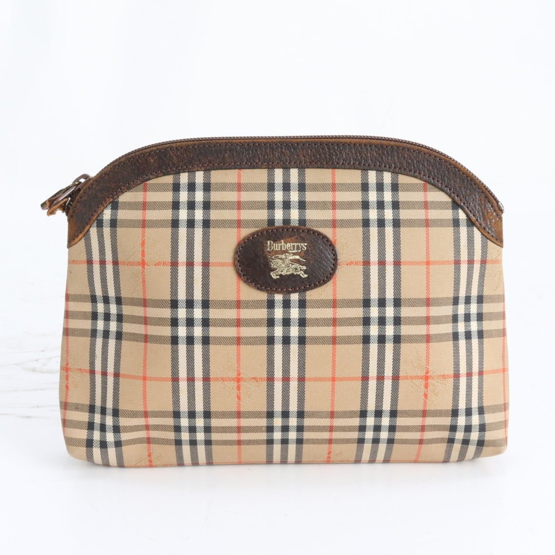 Burberry Nova Check Leather Second Bag Clutch Pouch Beige Brown Men's: --- Catalog ---Category: SizeSize (HxWxD): 18cm x 25cm / 7.08'' x 9.84''Category: DesignType: PouchColor: Beige, BrownGender: Men,WomenMaterial: Leather , Canvas Category: GeneralBrand: Burberry--- It