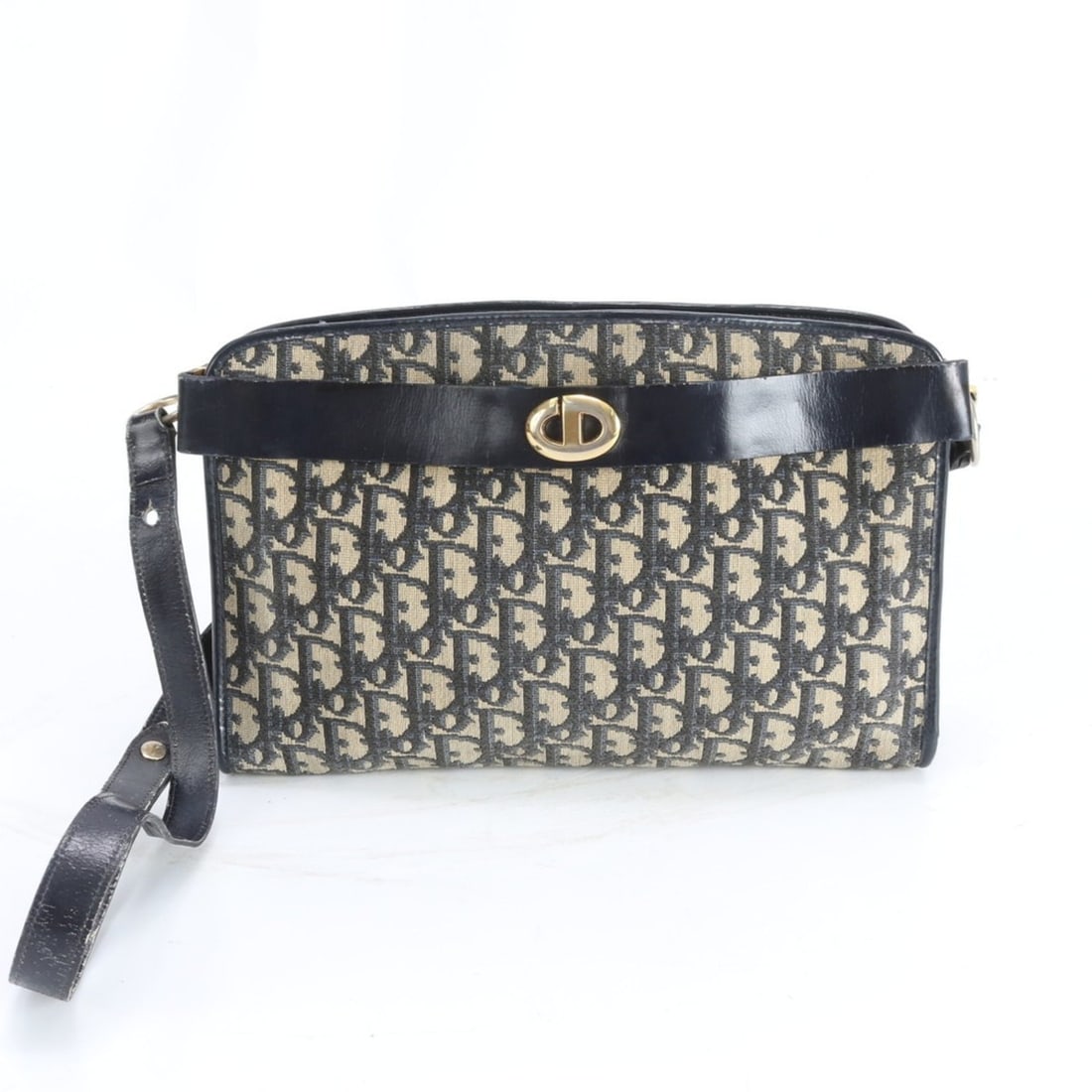 Christian Dior Trotter 2-Way Shoulder Bag, Navy Leather, Women's: --- Catalog ---Category: SizeStrap Drop: 95cm / 37.4''Size (HxWxD): 19cm x 29cm x 4cm / 7.48'' x 11.41'' x 1.57''Strap Length: 95cm / 37.4''Handle Length: 58cm / 22.83''Category: DesignType: Shoulder