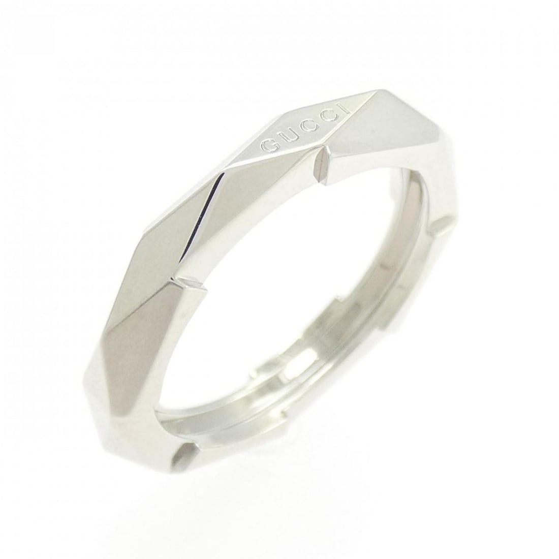 Gucci Link to Love Ring: --- Catalog ---Category: SizeJP Size: 12.5US Size: 6.5Category: DesignType: Band ringColor: White goldGender: WomenMaterial: White gold (18K)Category: GeneralMPN: 662177 J8502 9000Brand: Gucci---
