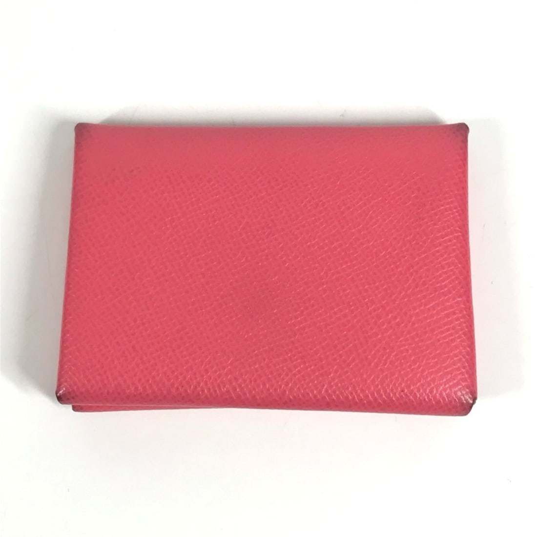 HERMES Calvi Duo business card holder, pass case, coin purse, bifold wallet, Epson, men's and: --- Catalog ---Category: SizeSize (HxWxD): 7.5cm x 10cm / 2.95'' x 3.93''Category: DesignType: Coin purse/coin caseColor: Pink, Rose azaleeGender: Men,WomenMaterial: Epsom leather Category: GeneralBra