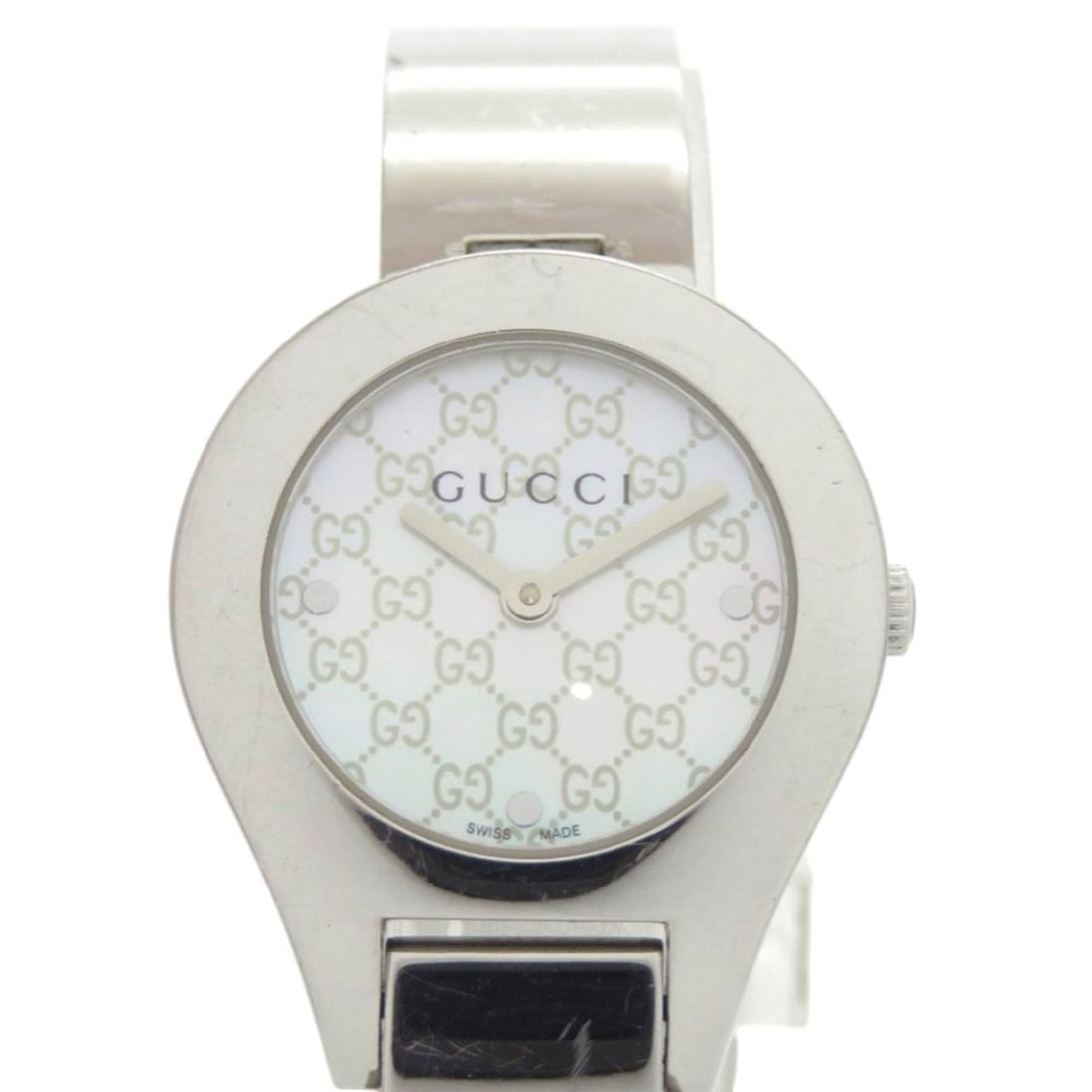 Gucci 6700L Silver Stainless Steel Quartz Watch 1751GUCCI: --- Catalog ---Category: SizeWrist Size: 16cm - 17.5cm / 6.29'' - 6.88''Case Diameter: 26mm / 1.02''Category: DesignType: WristwatchGender: WomenMaterial (Band): Stainless steelMaterial (Case): Stainl