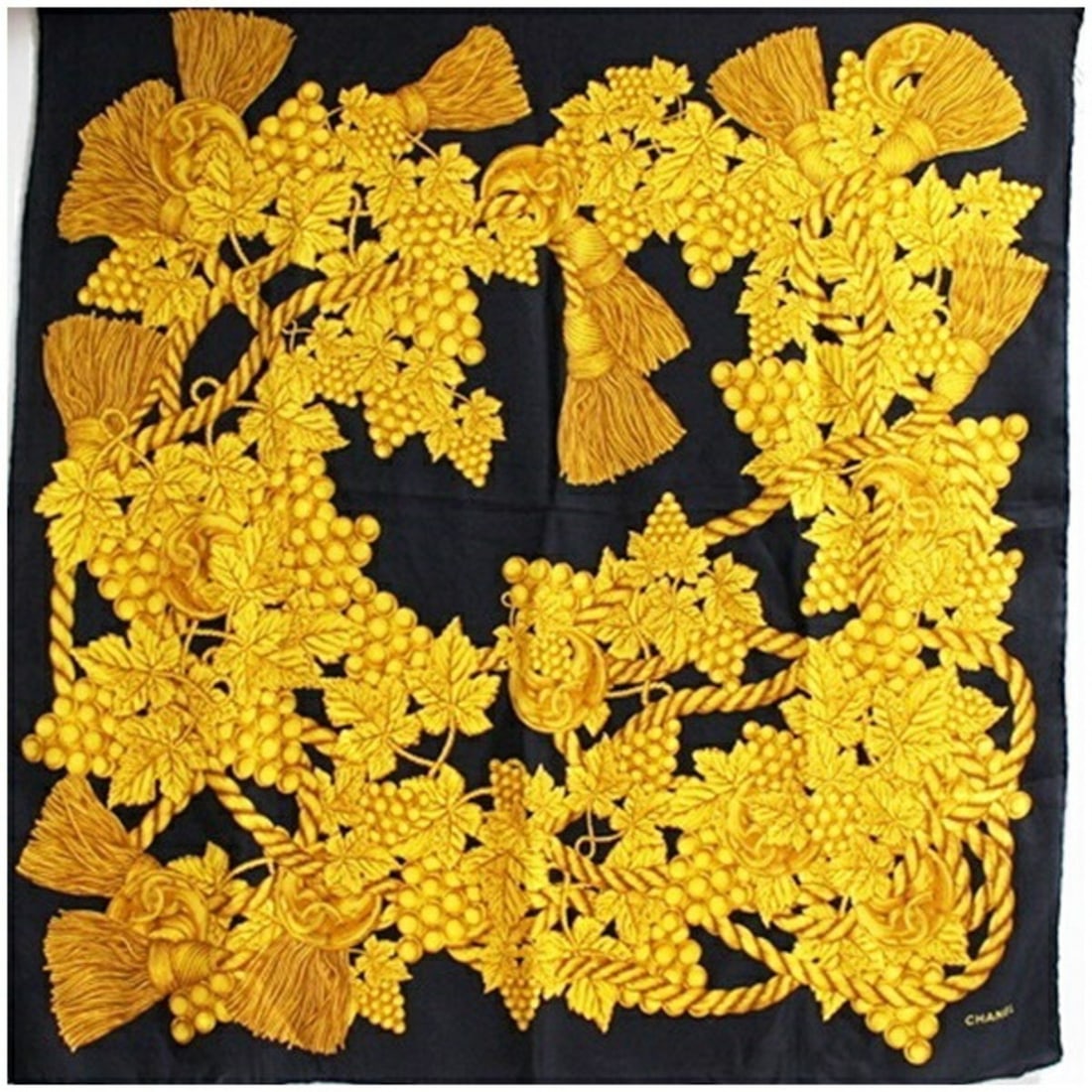 Chanel large scarf/muffler in black and yellow for women: --- Catalog ---Category: SizeSize (LxW): 98cm x 94cm / 38.58'' x 37''Category: DesignType: ScarfColor: Black, YellowGender: WomenCategory: GeneralBrand: Chanel--- Item List ---Section: