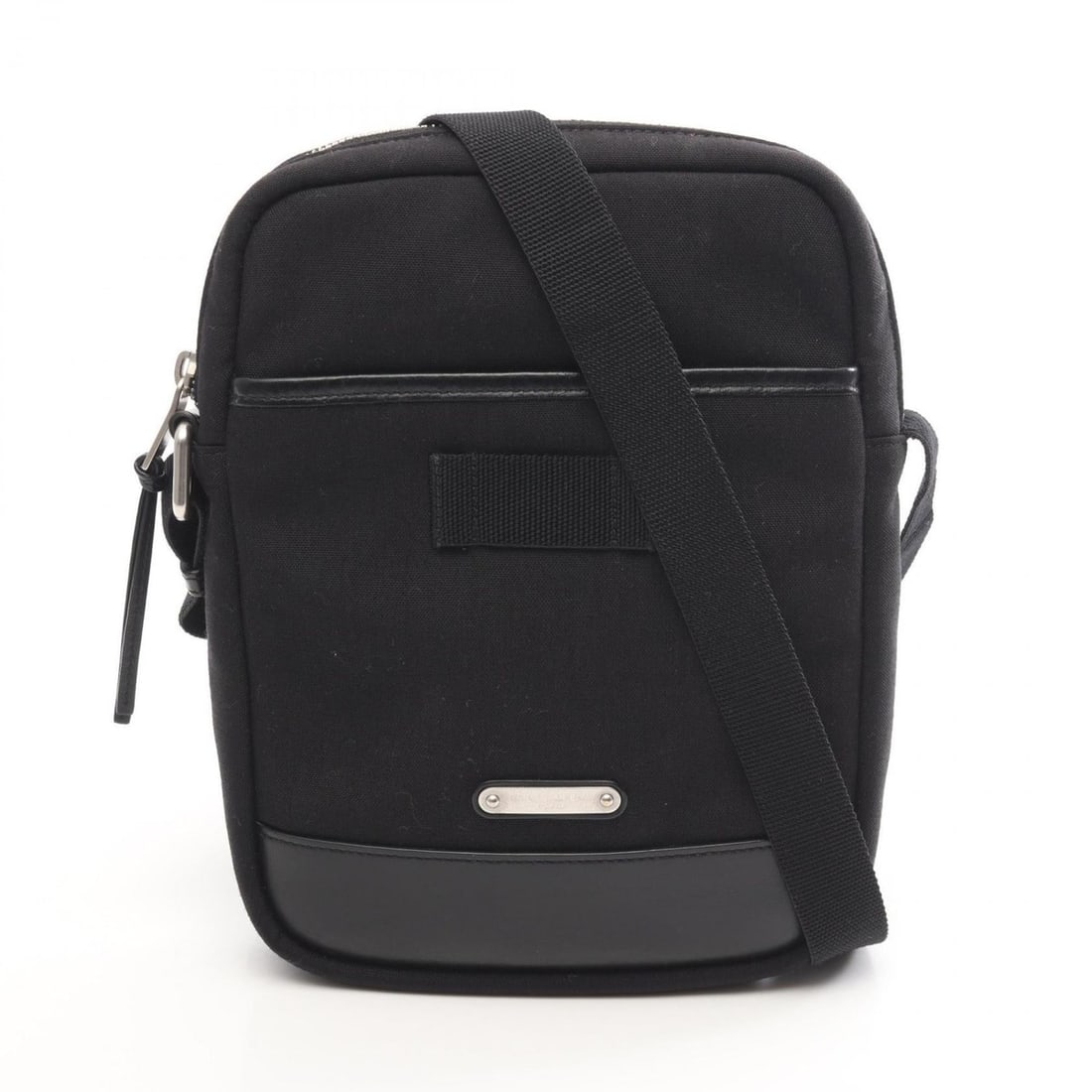 Yves Saint Laurent Saint Laurent Paris Rivington shoulder bag, handbag, canvas and leather, men's,: --- Catalog ---Category: SizeSize (HxWxD): 24cm x 18cm x 3cm / 9.44'' x 7.08'' x 1.18''Category: DesignType: Handbag, Shoulder bagColor: BlackGender: Men,WomenMaterial: Canvas , Leather Category: Gene