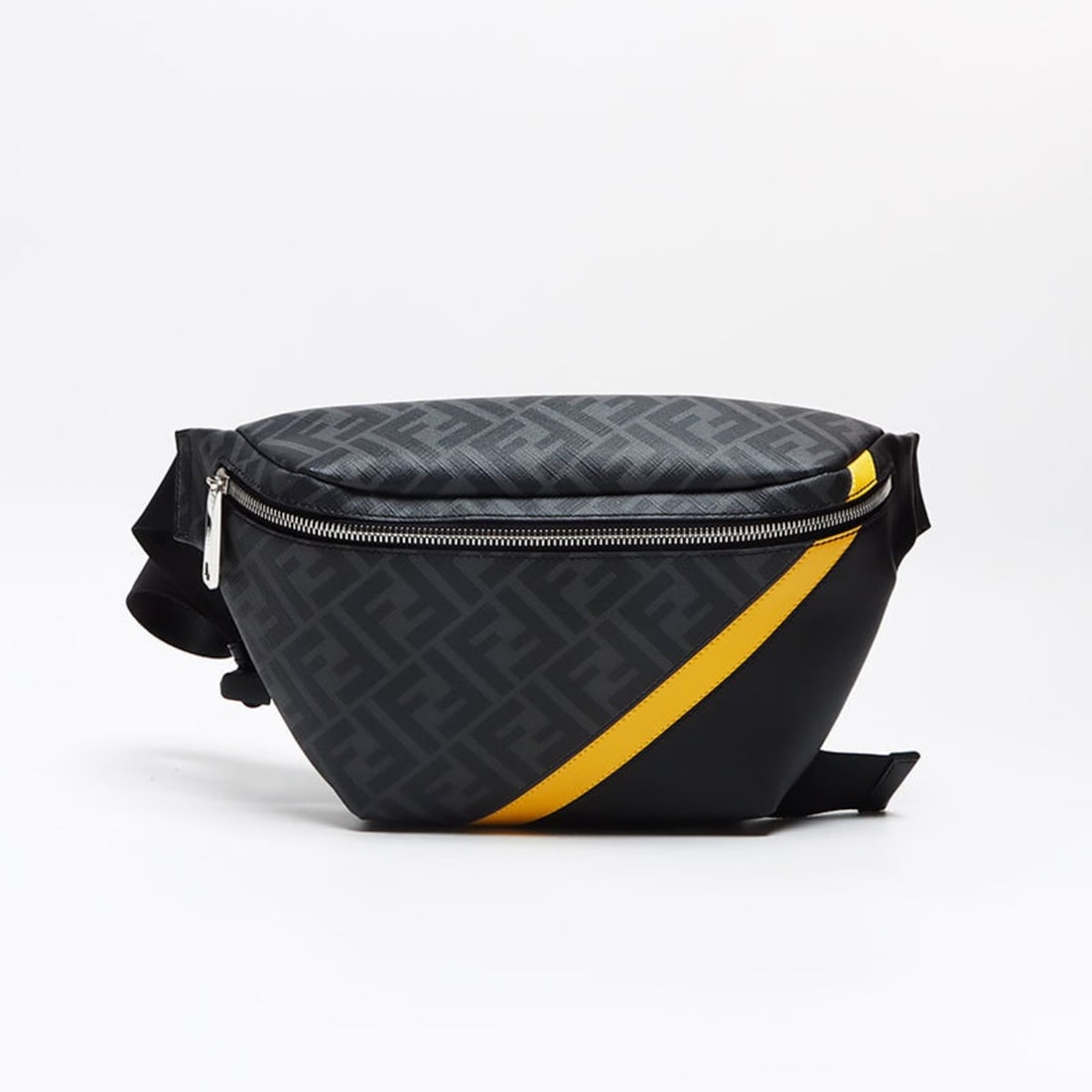 FENDI Diagonal Zucchino Belt Bag 7VA434 Shoulder Gray WS13149: --- Catalog ---Category: SizeSize (HxWxD): 16cm x 43cm x 6cm / 6.29'' x 16.92'' x 2.36''Strap Length: 50cm - 96cm / 19.68'' - 37.79''Category: DesignType: Shoulder bagColor: GrayGender: WomenCategory: