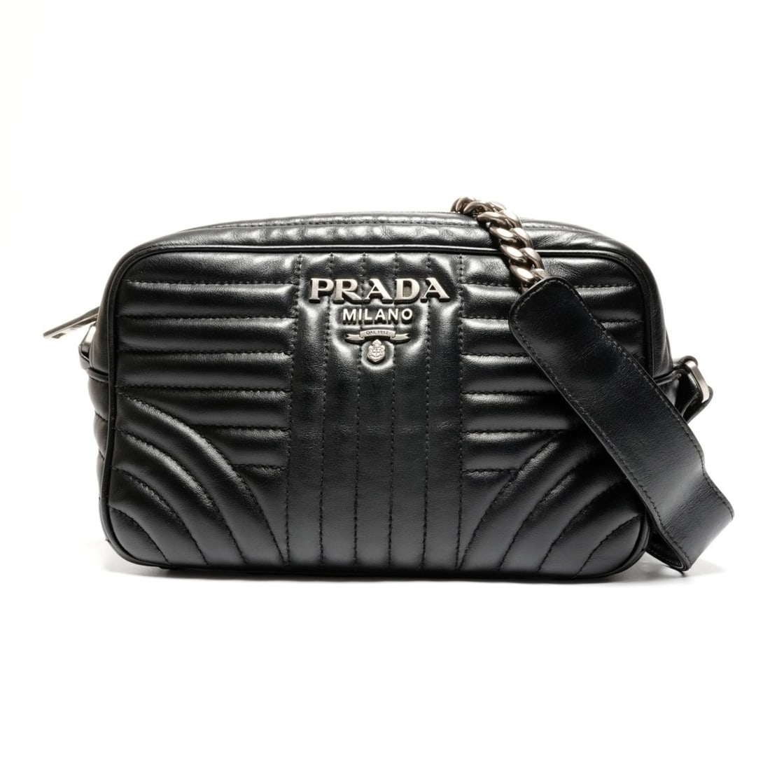 Prada Leather Diagram Camera Bag with Chain Shoulder Bag, Black, WS26759: --- Catalog ---Category: SizeSize (HxWxD): 14cm x 24cm x 7cm / 5.51'' x 9.44'' x 2.75''Strap Length: 120cm / 47.24''Category: DesignType: Shoulder bagColor: BlackGender: WomenMaterial: Leather Categor