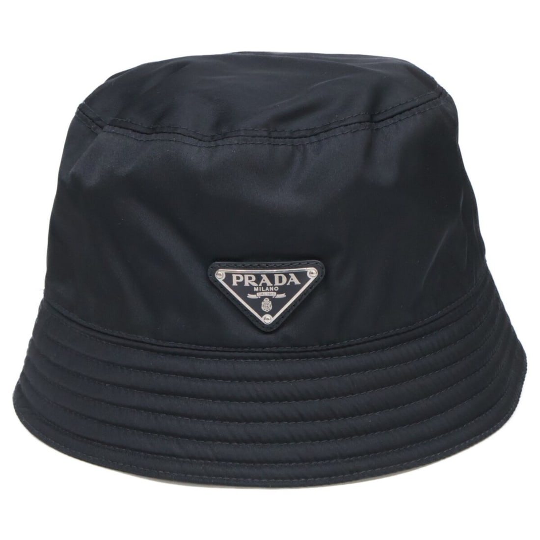 PRADA Triangle Logo Nylon Bucket Hat, Size XL, Black, Men's: --- Catalog ---Category: DesignType: Bucket hatColor: BlackGender: MenMaterial: Nylon Category: GeneralBrand: PradaCategory: MeasurementsCircumference: 58cm / 22.83''--- Item List ---Section: Conditio