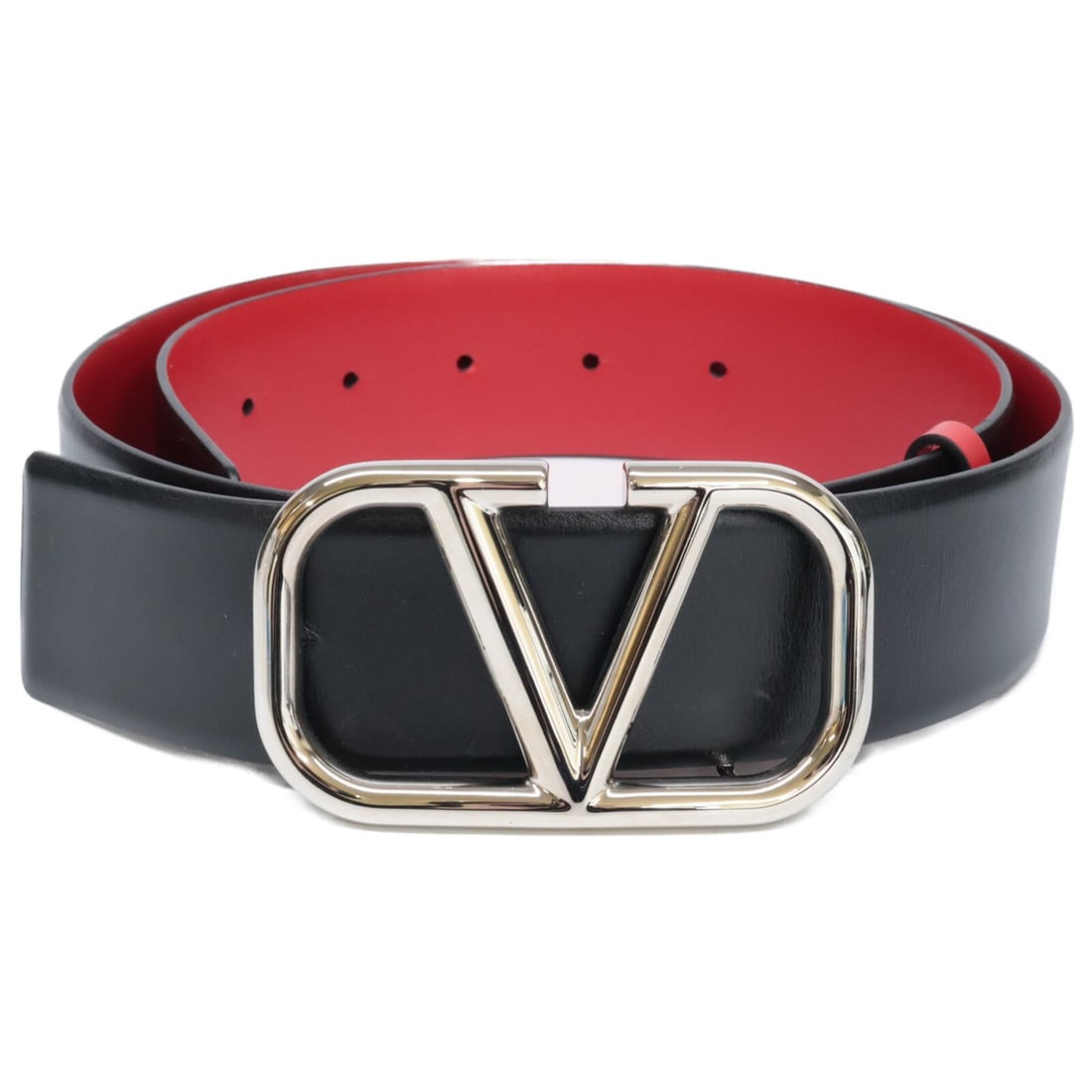 Valentino Garavani V Logo Buckle Reversible Leather Belt Size 80 32(F) Silver Black Red Men's: --- Catalog ---Category: SizeLength: 75cm - 85cm / 29.52'' - 33.46''Category: DesignType: Standard beltColor: Black, Red color, SilverGender: MenMaterial (Strap): Leather Category: GeneralBrand: Valen