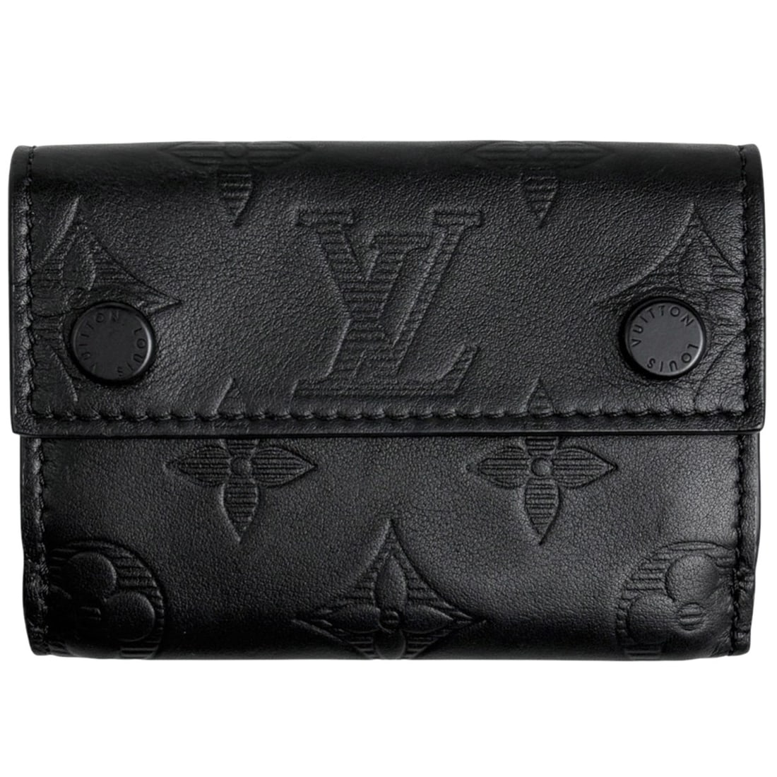 Louis Vuitton Discovery Compact Wallet Monogram Shadow Trifold Leather in Noir (Black) M67631 Men's: --- Catalog ---Category: SizeSize (HxWxD): 7cm x 10cm x 2.5cm / 2.75'' x 3.93'' x 0.98''Category: DesignType: Wallet (tri-fold)Color: Black, NoirGender: MenMaterial: Leather Category: GeneralBrand: Lo