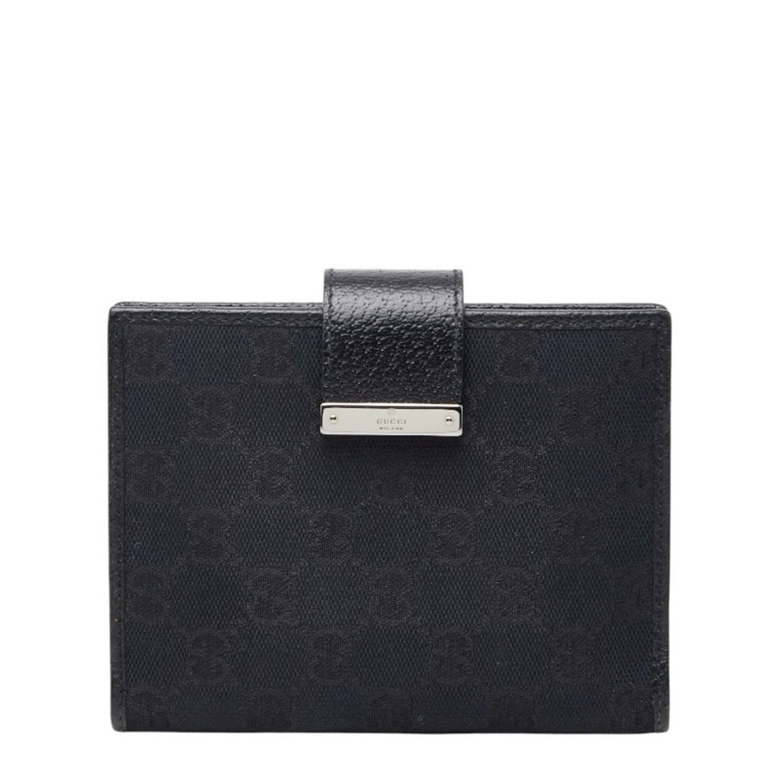 HERMES Helen Silky Denim Pocket Bucket Hat, Size 57, Indigo, Men's: --- Catalog ---Category: DesignType: Bucket hatGender: MenMaterial: Denim Category: GeneralBrand: HermesCategory: MeasurementsCircumference: 57cm / 22.44''--- Item List ---Section: ConditionRanking: R