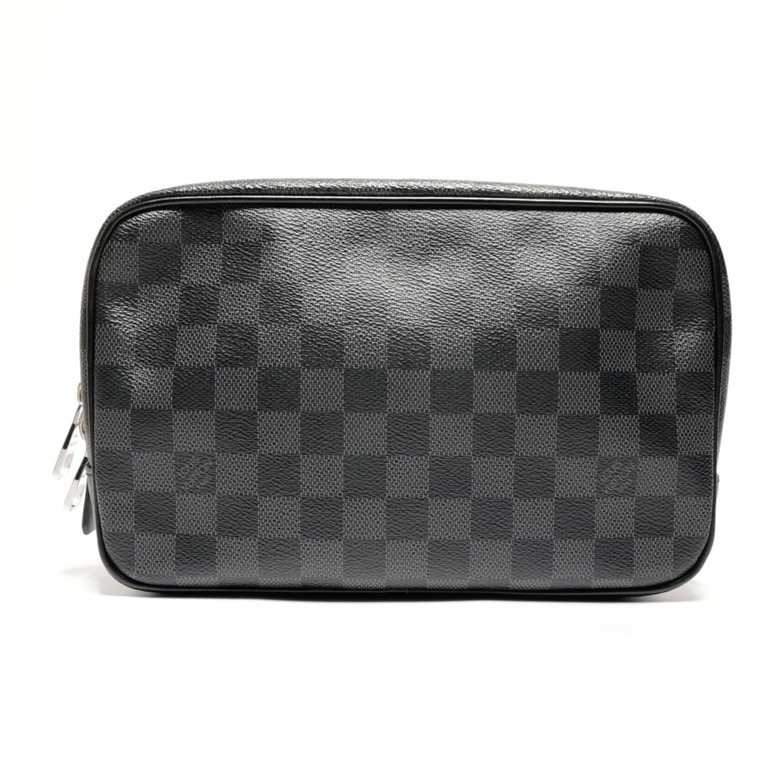 Louis Vuitton N47521 Damier Graphite True Toilette GM Clutch Bag, Black, WS27345: --- Catalog ---Category: SizeSize (HxWxD): 16.5cm x 25cm x 7cm / 6.49'' x 9.84'' x 2.75''Category: DesignType: Clutch bagColor: BlackGender: WomenMaterial: Damier Graphite Category: GeneralBrand: Loui