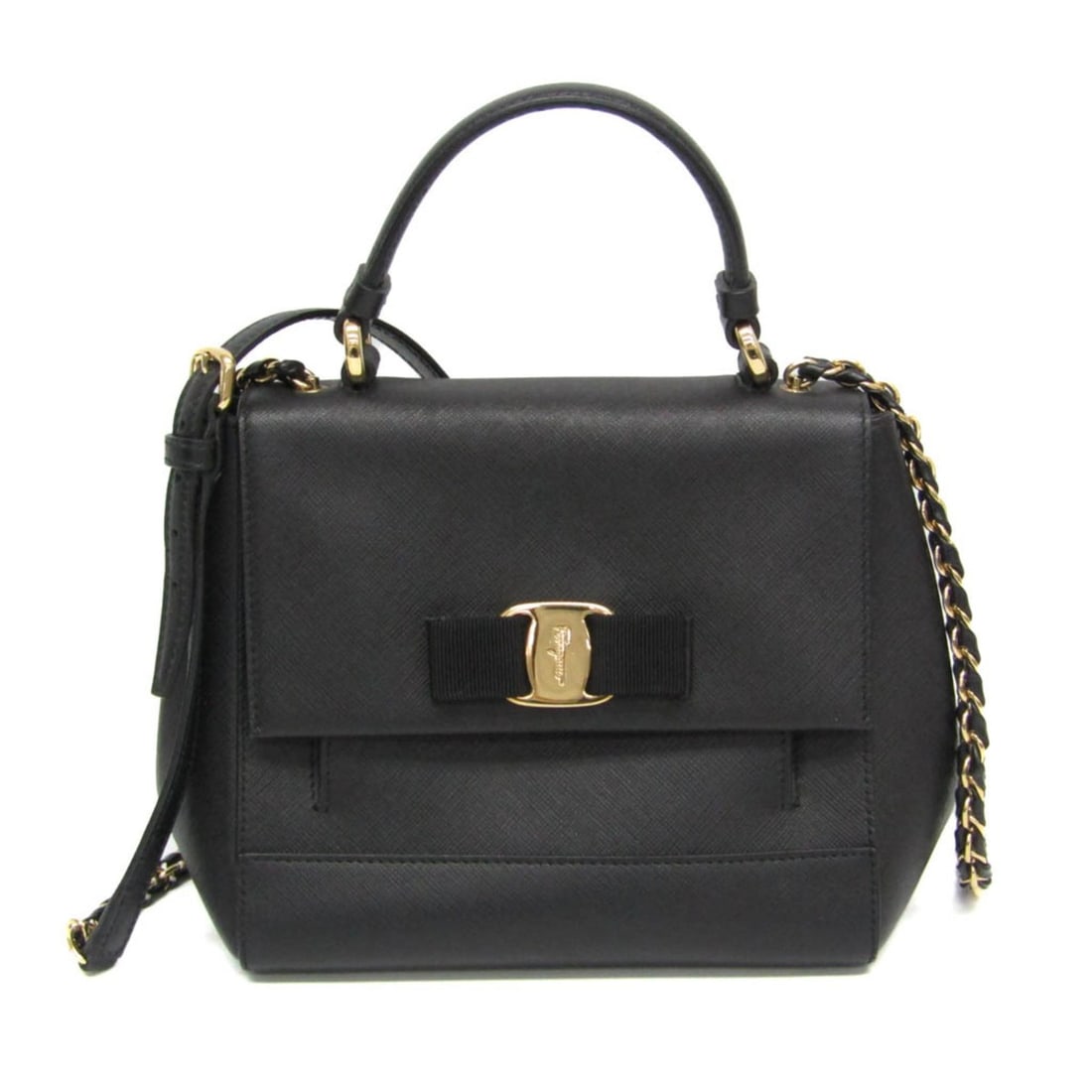 Salvatore Ferragamo Vara EZ-21 F570 Women's Leather Handbag,Shoulder Bag Black: --- Catalog ---Category: SizeSize (HxWxD): 17cm x 18cm x 10.5cm / 6.69'' x 7.08'' x 4.13''Strap Length: 112cm - 120cm / 44.09'' - 47.24''Handle Length: 23cm / 9.05''Category: DesignType: Handbag, Shou