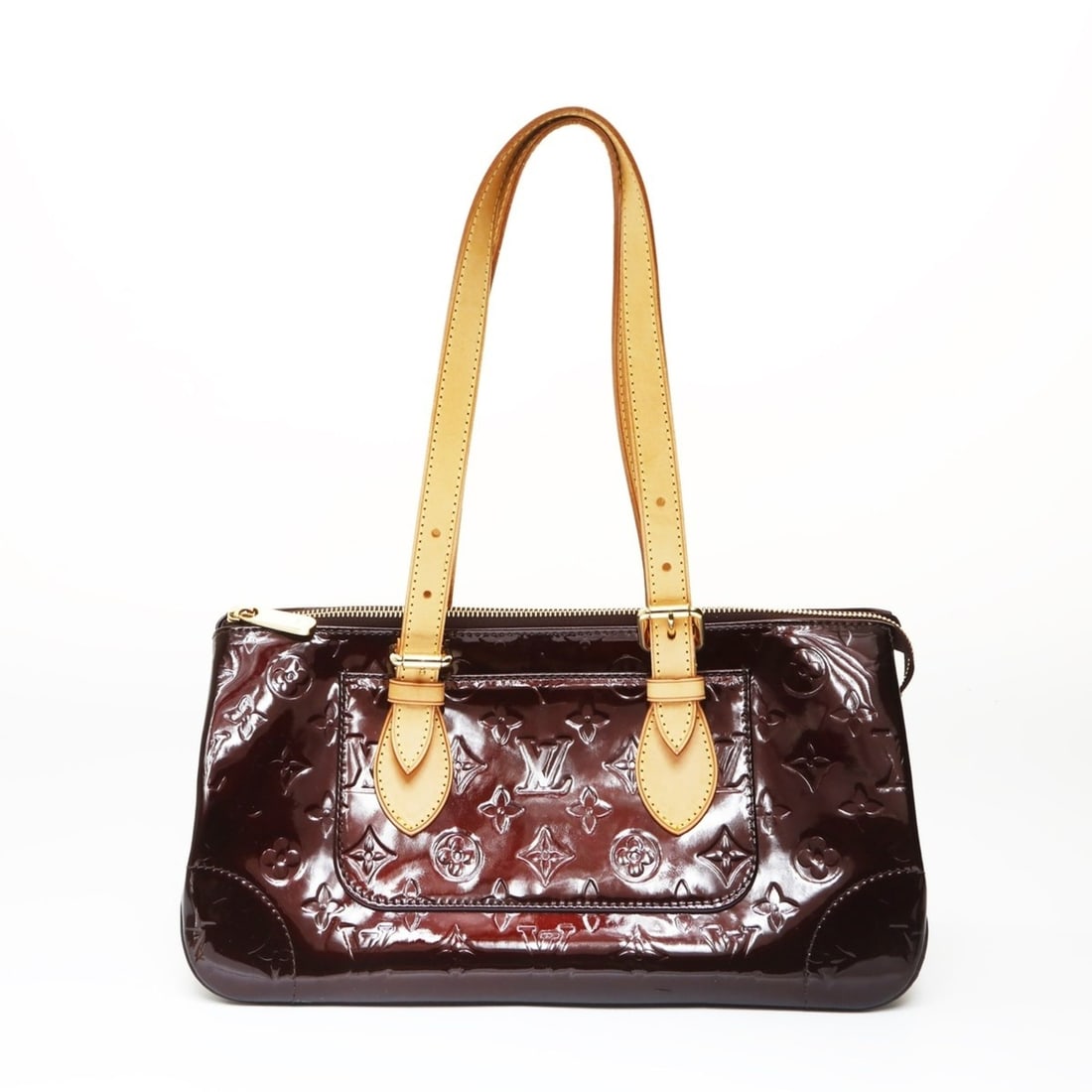 Louis Vuitton 2007 Vernis Avenue Shoulder Bag in Rosewood, Red, WS26988: --- Catalog ---Category: SizeSize (HxWxD): 16cm x 33cm x 14cm / 6.29'' x 12.99'' x 5.51''Category: DesignType: Shoulder bagColor: Red colorGender: WomenCategory: GeneralBrand: Louis VuittonCountry of