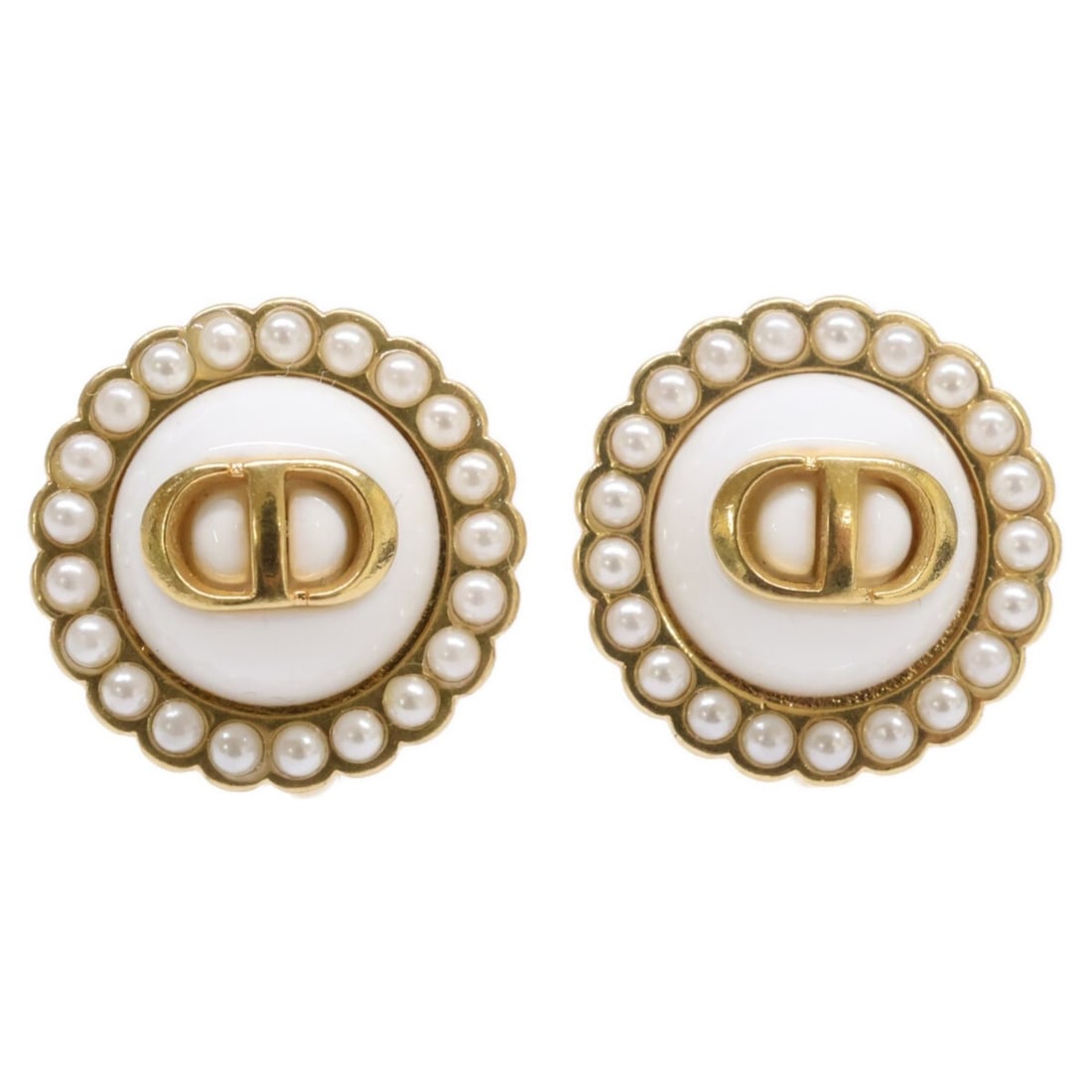 Christian Dior Petit CD Baroque Metal, Resin, Pearl, and Glass Clip-On Stud Earrings in Gold Tone: --- Catalog ---Category: SizeSize (HxWxD): 15.00mm x 15.00mm / 0.59'' x 0.59''Category: DesignType: Clip earringsColor: Gold, WhiteGender: WomenMaterial: MetalCategory: GeneralBrand: Christian Dior---