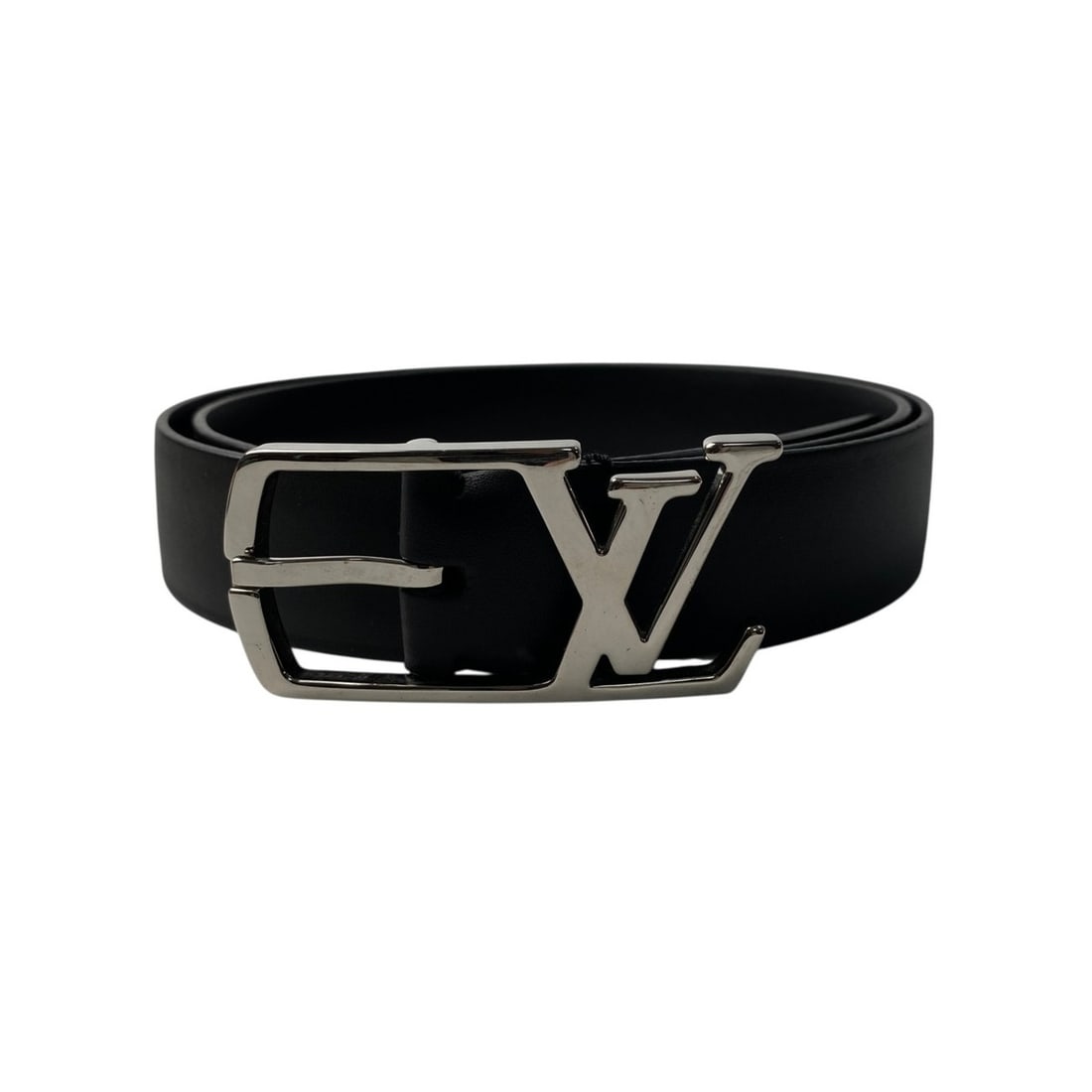 Louis Vuitton Men's LV Logo M6058 90/36: --- Catalog ---Category: SizeWidth: 3cm / 1.18''Length: 86.5cm - 95.5cm / 34.05'' - 37.59''Category: DesignType: Standard beltColor: BlackGender: MenMaterial (Strap): Leather Category: GeneralBrand: L
