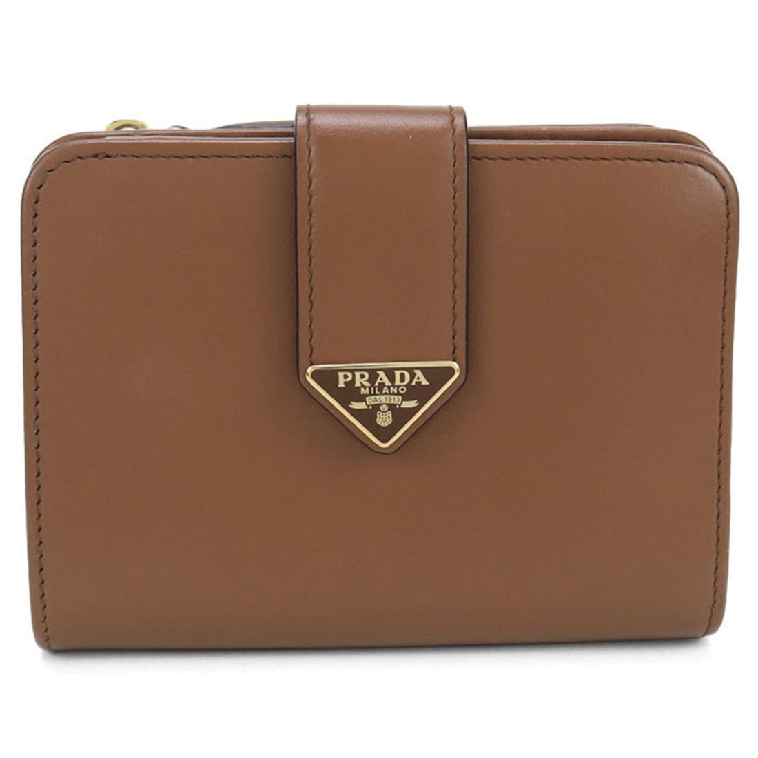 PRADA City Calfskin Bifold Wallet 1ML018 2CNP F0046 Women's Brown: --- Catalog ---Category: SizeSize (HxWxD): 9cm x 12cm x 3cm / 3.54'' x 4.72'' x 1.18''Category: DesignType: Wallet (bi-fold)Color: BrownGender: WomenMaterial: Leather Leather/Fur Type: CalfskinCategor