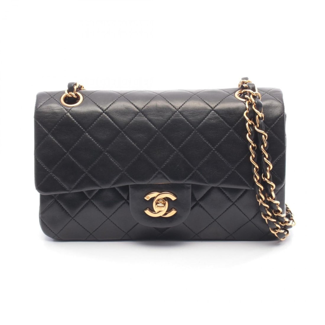 CHANEL Matelasse Double Flap Shoulder Bag/Handbag in Lambskin Leather, Black: --- Catalog ---Category: SizeSize (HxWxD): 14cm x 23cm x 6cm / 5.51'' x 9.05'' x 2.36''Category: DesignType: Handbag, Shoulder bagColor: BlackGender: WomenMaterial: Leather Leather/Fur Type: LambskinC