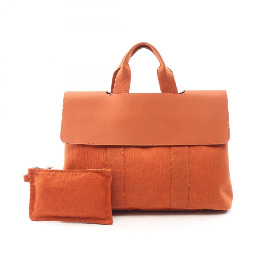 Hermes Hermès Valparaiso MM Potiron Handbag in Leather with Toile Chevron Design, Women's, Orange: --- Catalog ---Category: SizeSize (HxWxD): 28cm x 41cm x 17.5cm / 11.02'' x 16.14'' x 6.88''Category: DesignType: Handbag, PouchColor: OrangeGender: WomenMaterial: Toile chevron , Leather Hardware Col