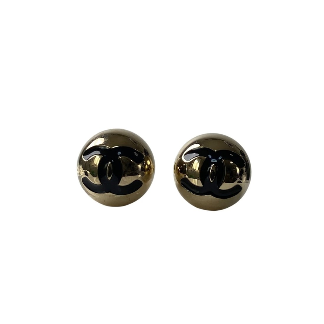 CHANEL Women's Coco Mark Ball Earrings B25 C Gold Black: --- Catalog ---Category: DesignType: Stud earringsColor: Black, GoldGender: WomenCategory: GeneralBrand: Chanel--- Item List ---Section: ConditionRanking: Rank A Used - A few traces of usage, some scr