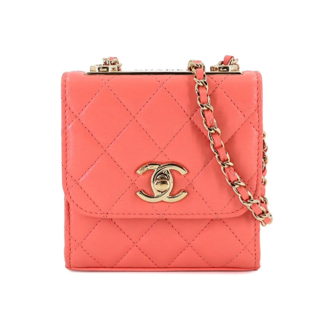 CHANEL Trendy CC Matelasse Chain Shoulder Handbag in Pink Lambskin with Gold Hardware (A81633): --- Catalog ---Category: SizeSize (HxWxD): 11.5cm x 11.5cm x 5cm / 4.52'' x 4.52'' x 1.96''Category: DesignType: Handbag, Shoulder bagColor: PinkGender: WomenMaterial: Leather Leather/Fur Type: Lambsk