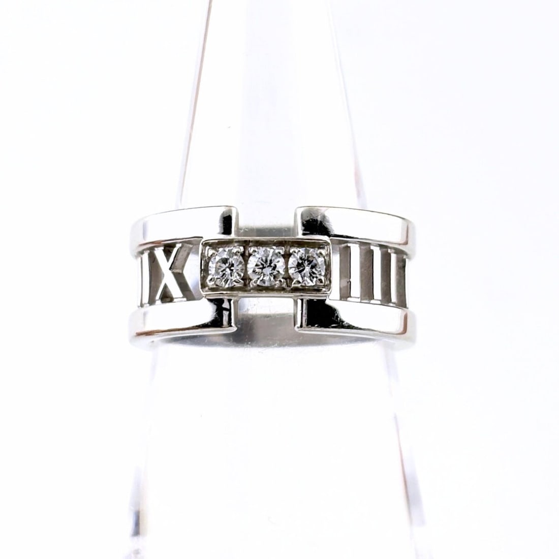 Tiffany & Co. Atlas Ring, 750 Diamonds, Women's: --- Catalog ---Category: SizeJP Size: 13US Size: 6.5Category: DesignType: Band ringGender: WomenMaterial: White goldCategory: GeneralBrand: Tiffany--- Item List ---Section: ConditionRanking: Rank AB U