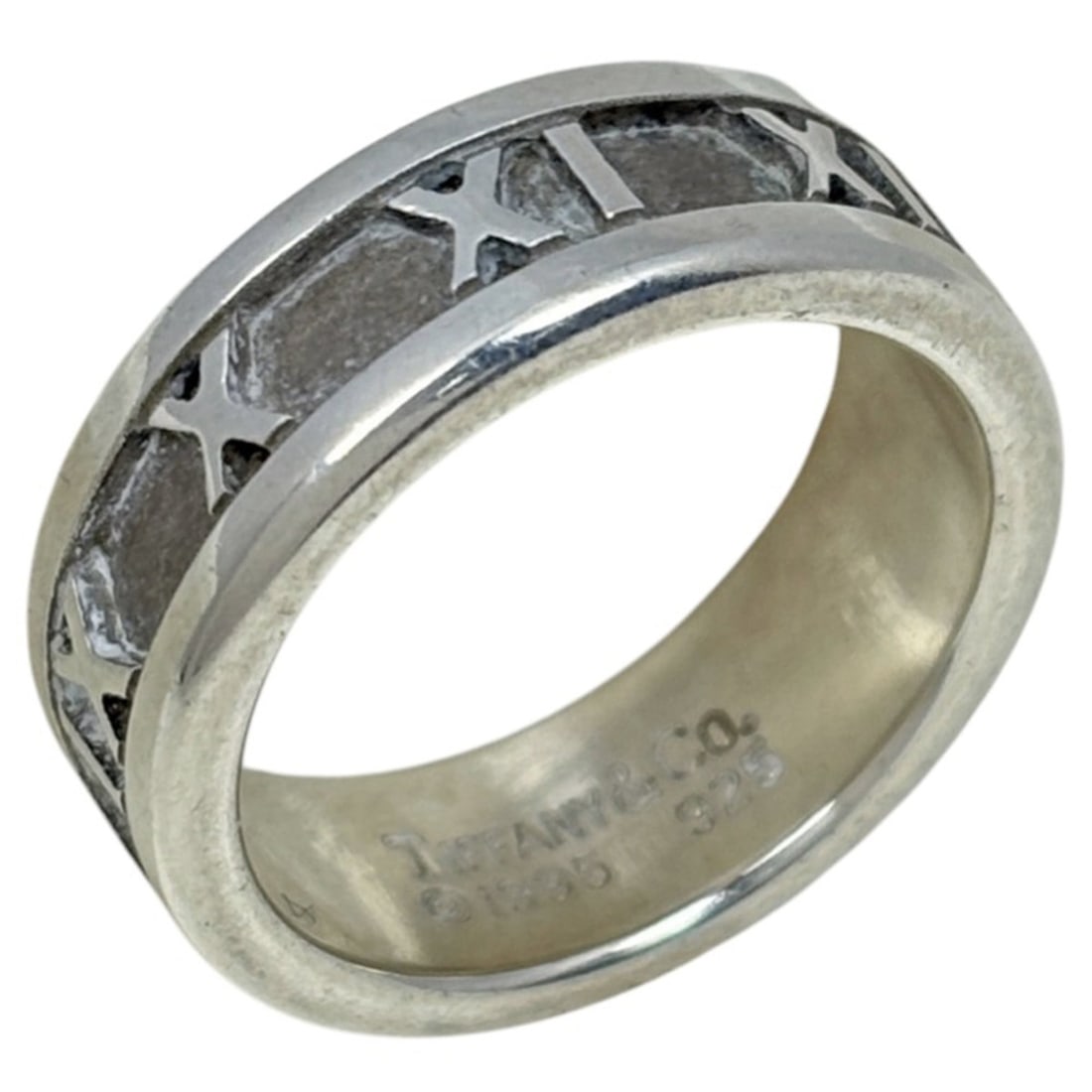 Tiffany & Co. Atlas Ring, Size 8, 925 Sterling Silver, Women's: --- Catalog ---Category: SizeJP Size: 8US Size: 4.5Category: DesignType: Band ringGender: WomenMaterial: Silver 925Category: GeneralBrand: Tiffany--- Item List ---Section: ConditionRanking: Rank B Use